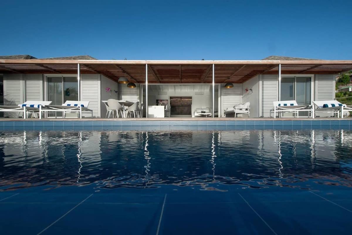 Harmonious Villa with Best Sea Views