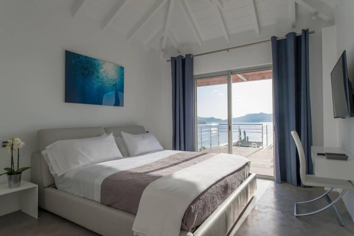 Harmonious Villa with Best Sea Views
