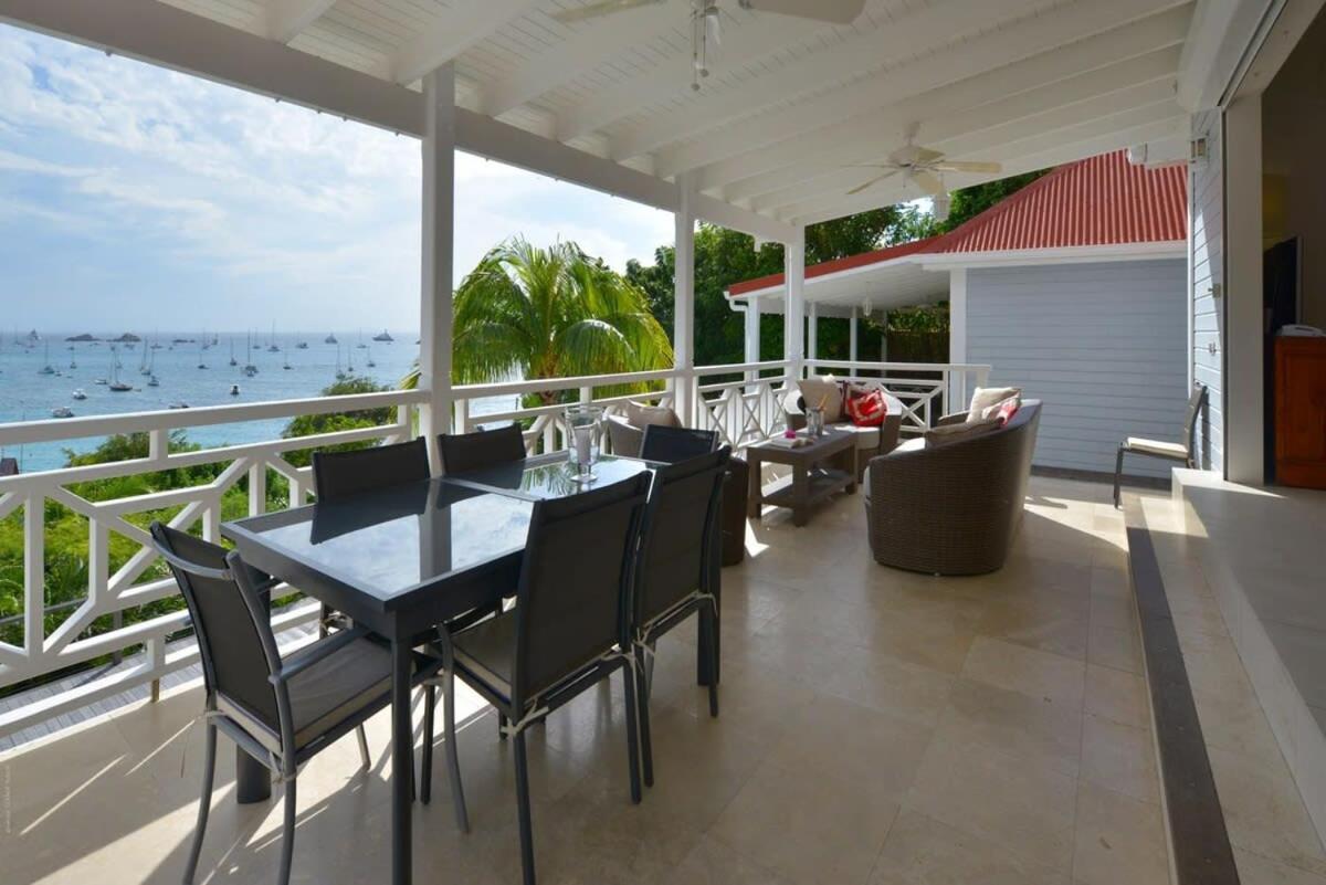 Authentic Summer Villa in Corossol Hillside