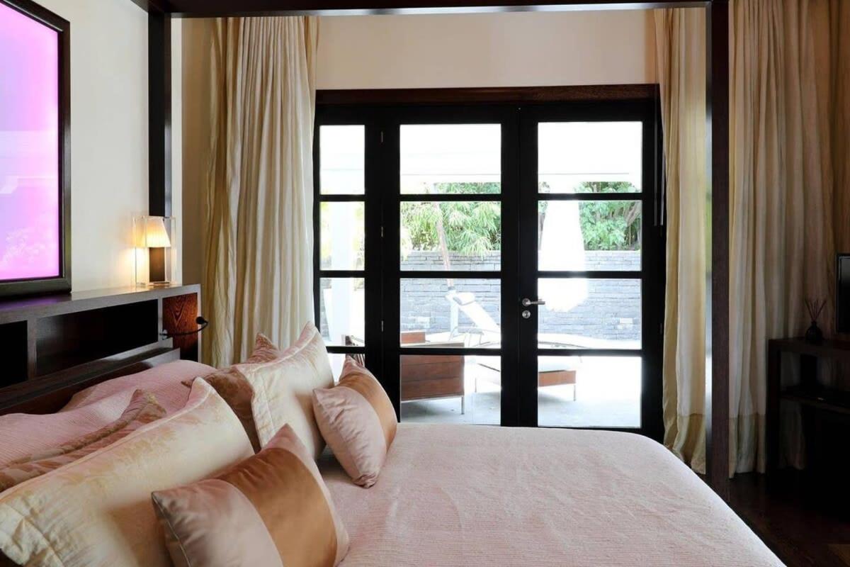 Stellar Luxurious Villa With Breathtaking Views