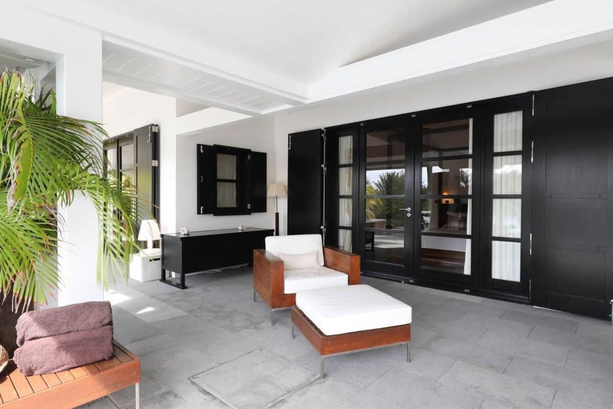 Stellar Luxurious Villa With Breathtaking Views