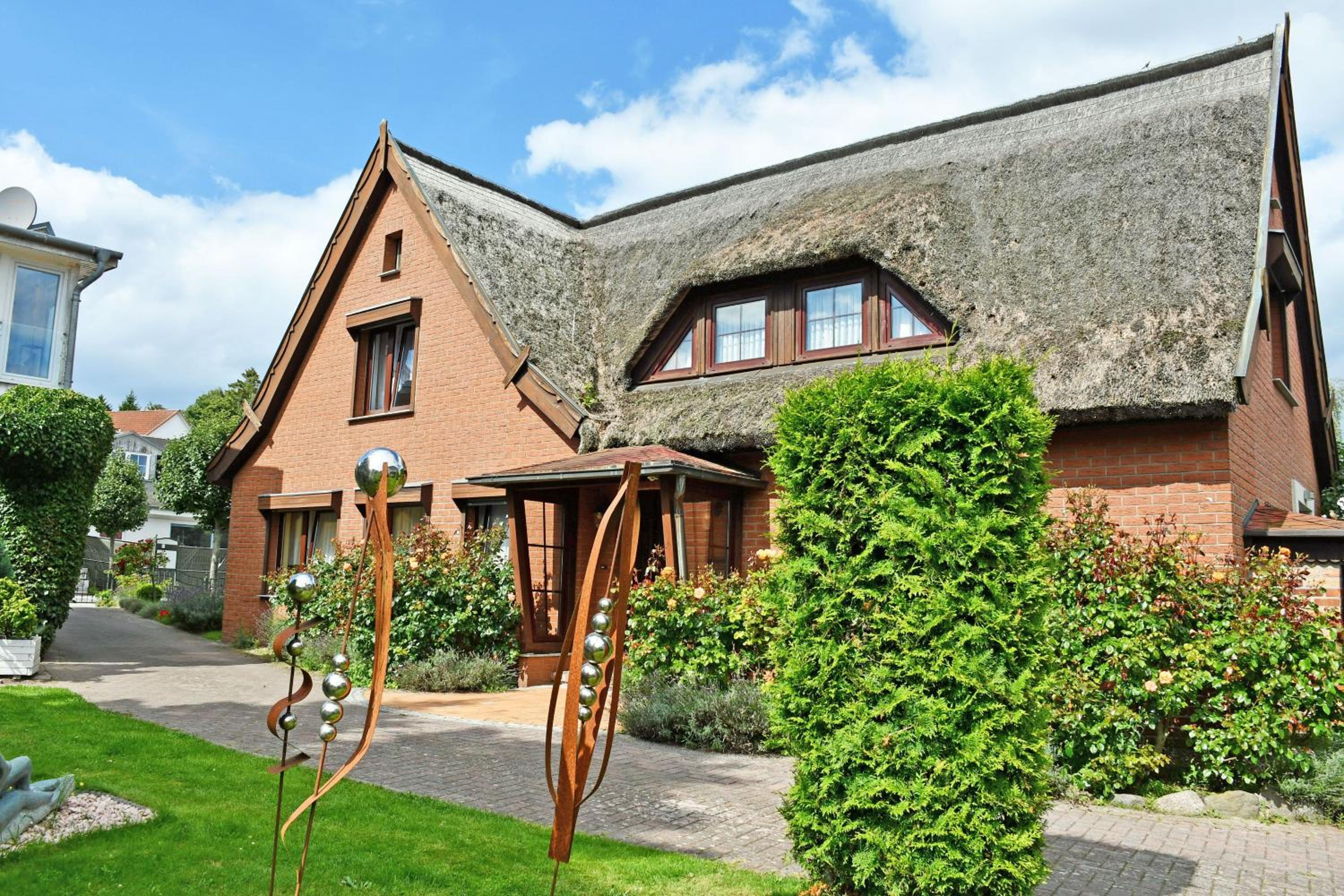 exklusives Ferienhaus untern Reetdach