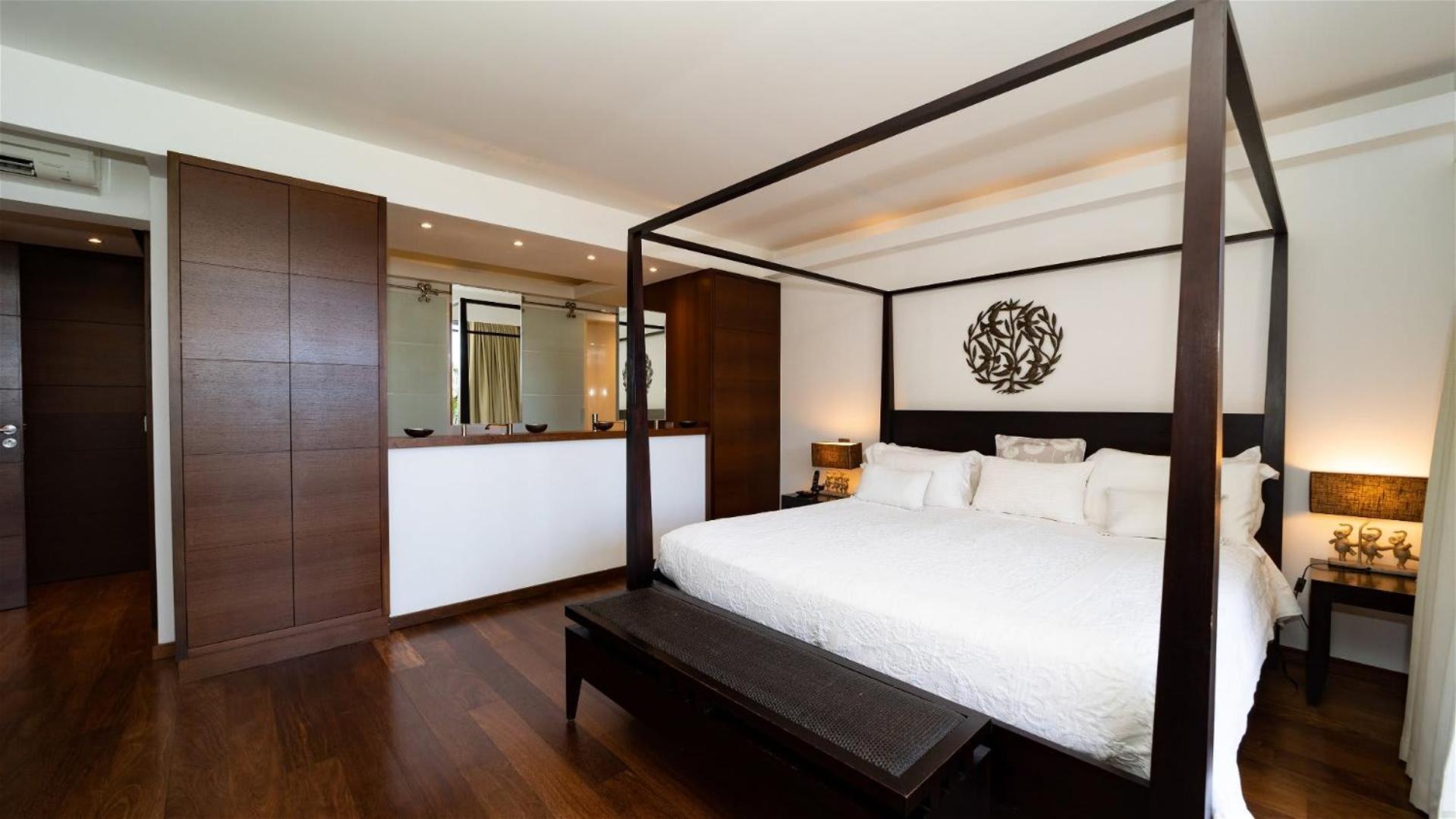 Refined Villa with High Range of Services
