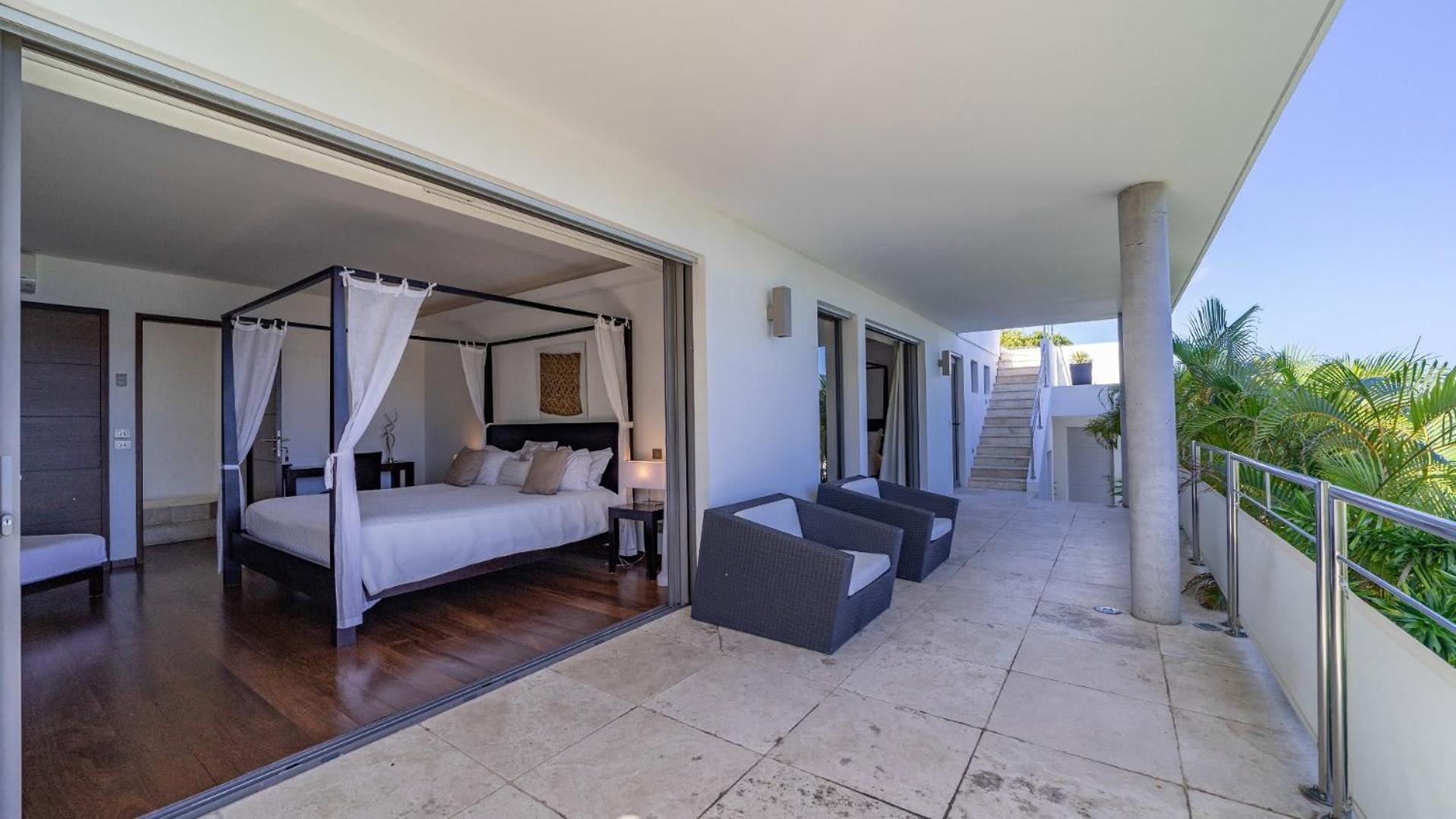 Refined Villa with High Range of Services
