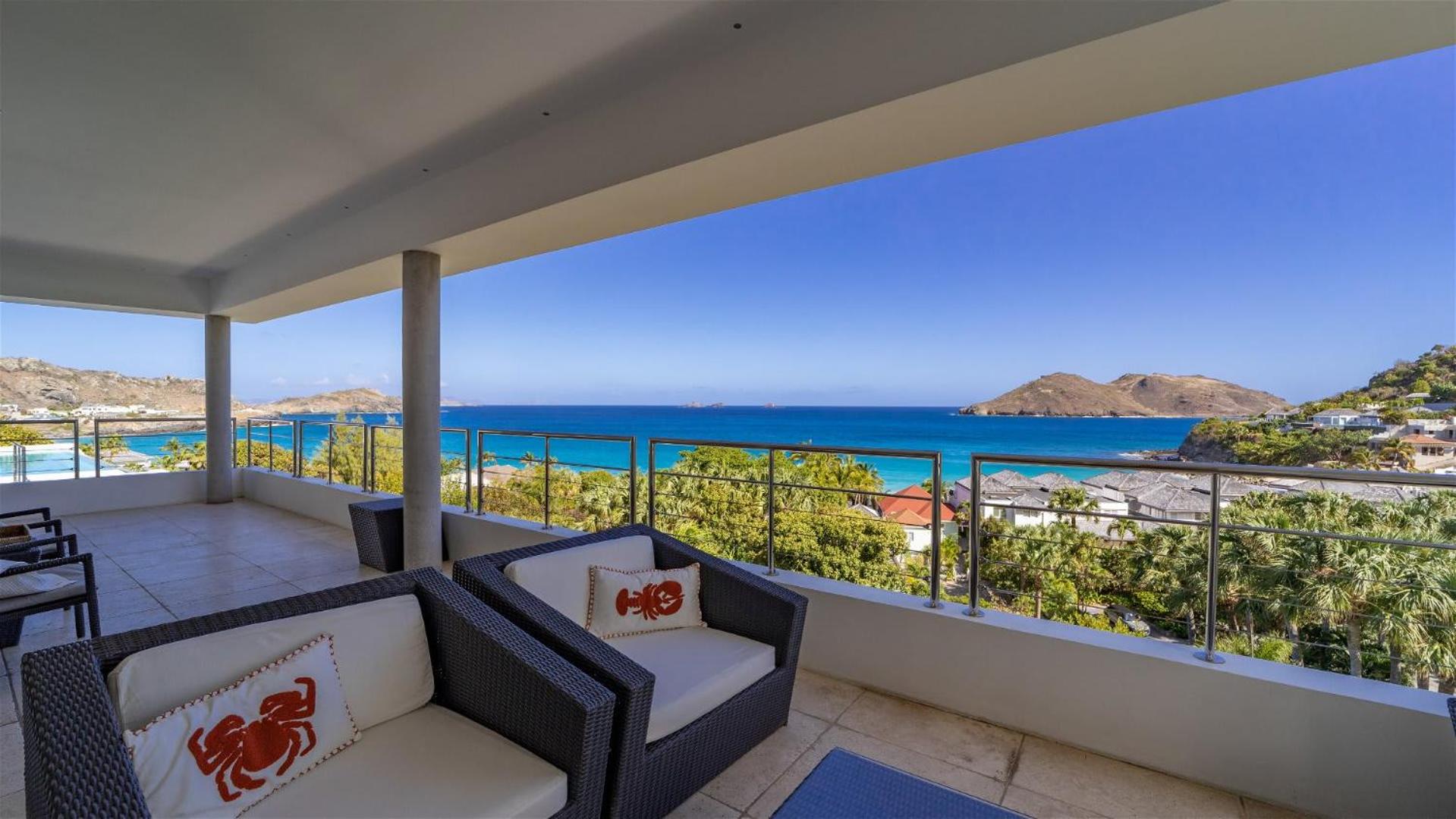 Refined Villa with High Range of Services