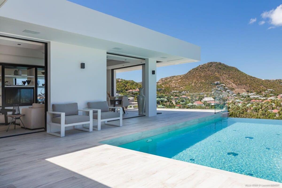 Shining Villa on the Heights of Camaruche