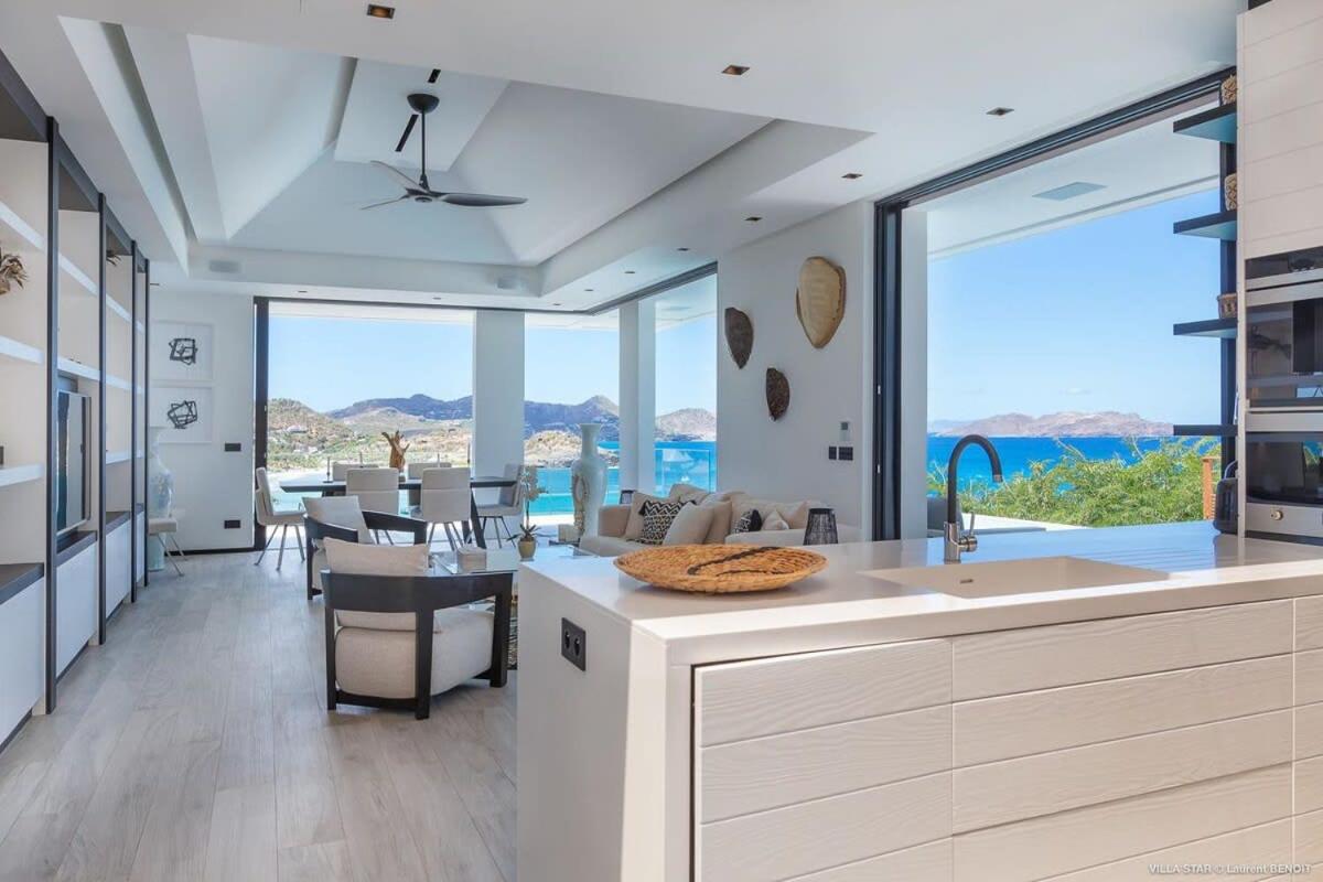 Shining Villa on the Heights of Camaruche