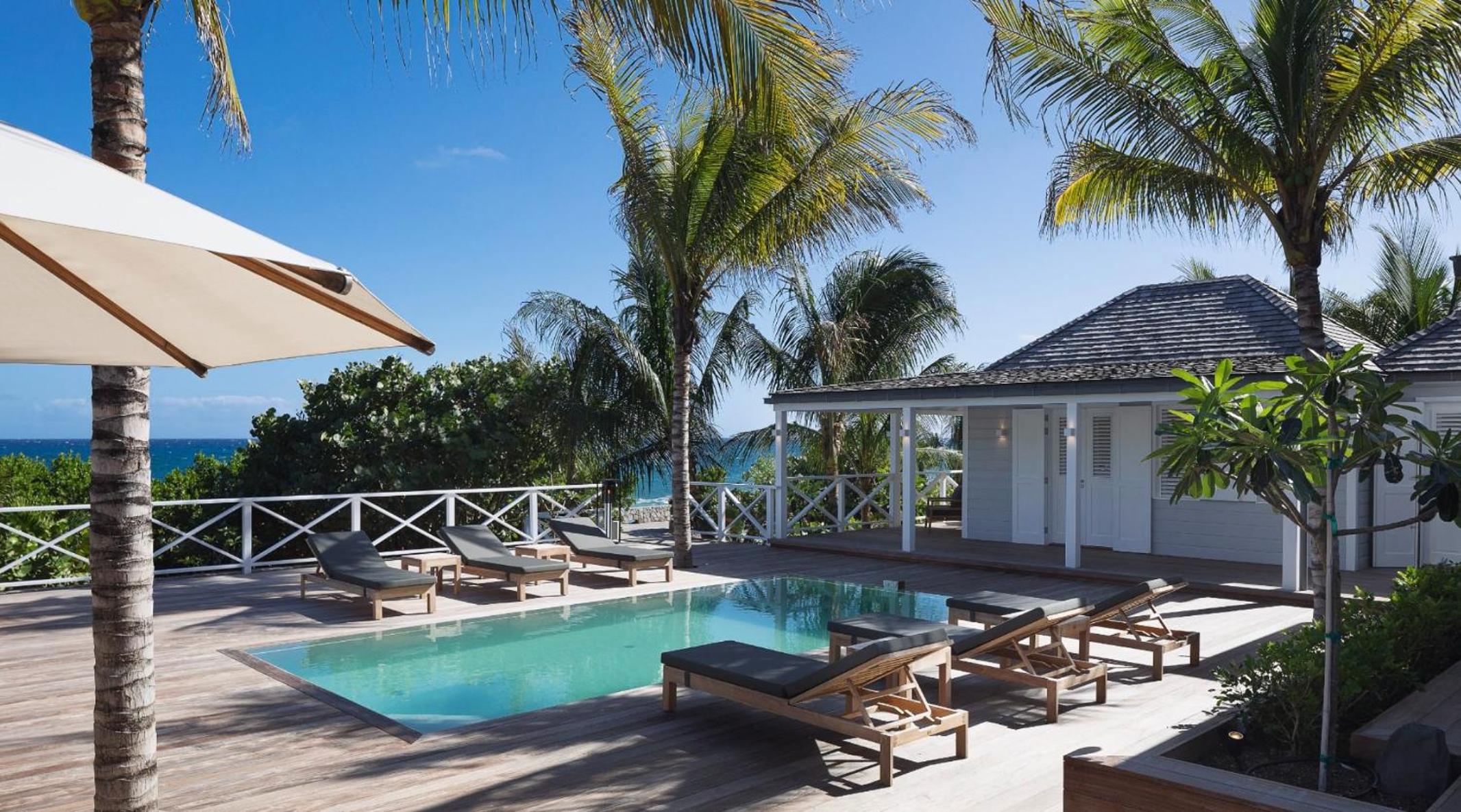 Charming Villa with Lovely Swimming Pool