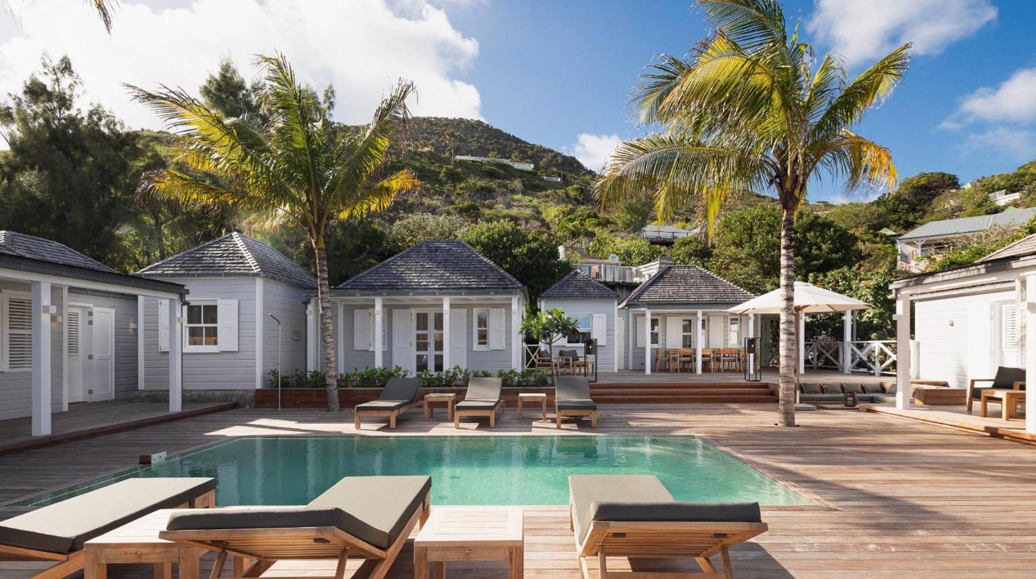 Charming Villa with Lovely Swimming Pool
