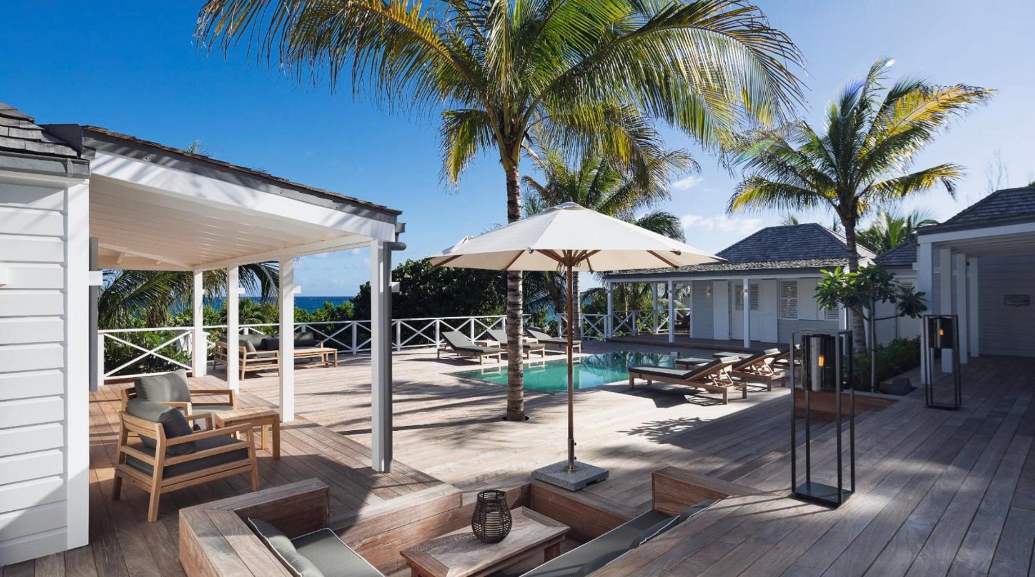 Charming Villa with Lovely Swimming Pool