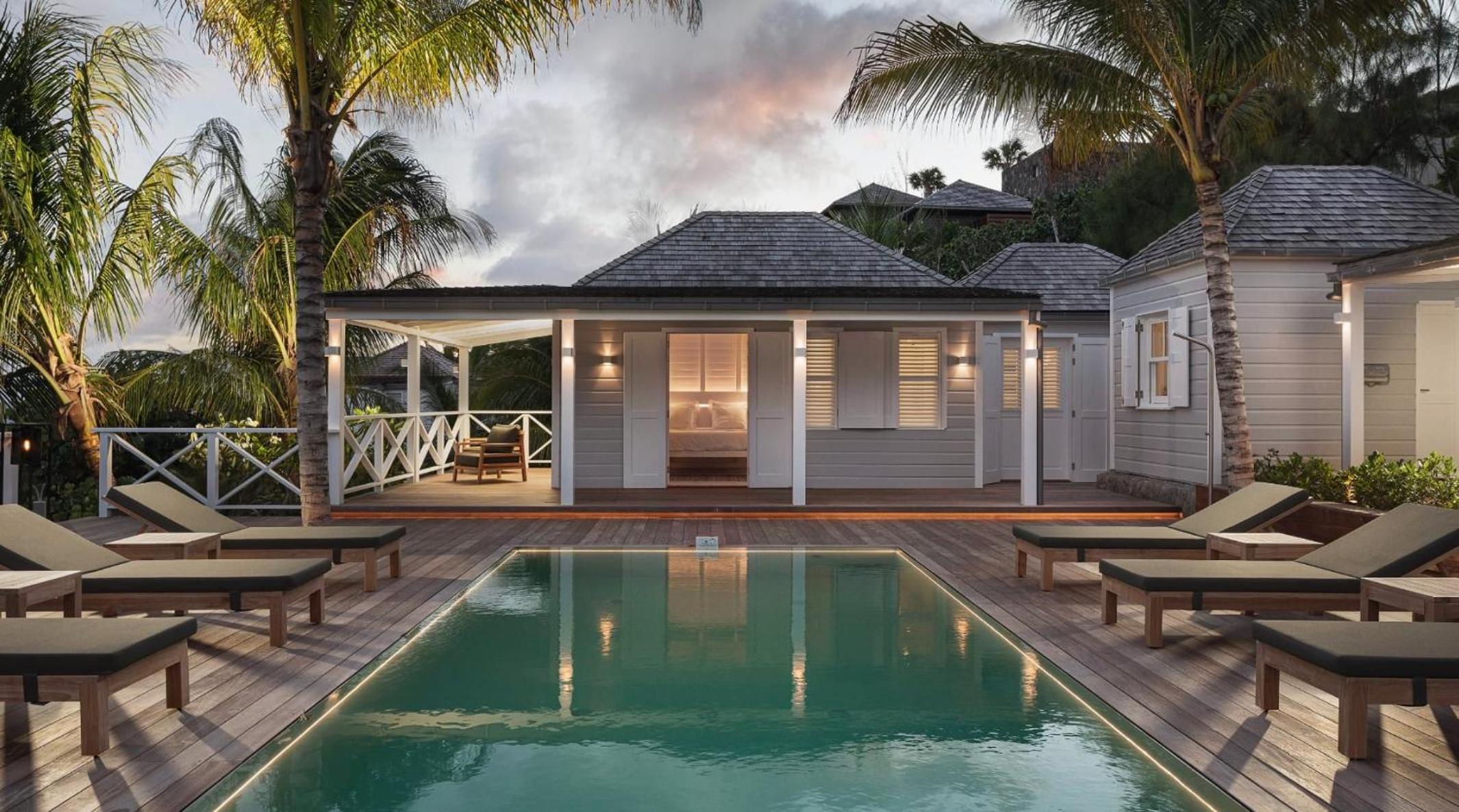 Charming Villa with Lovely Swimming Pool