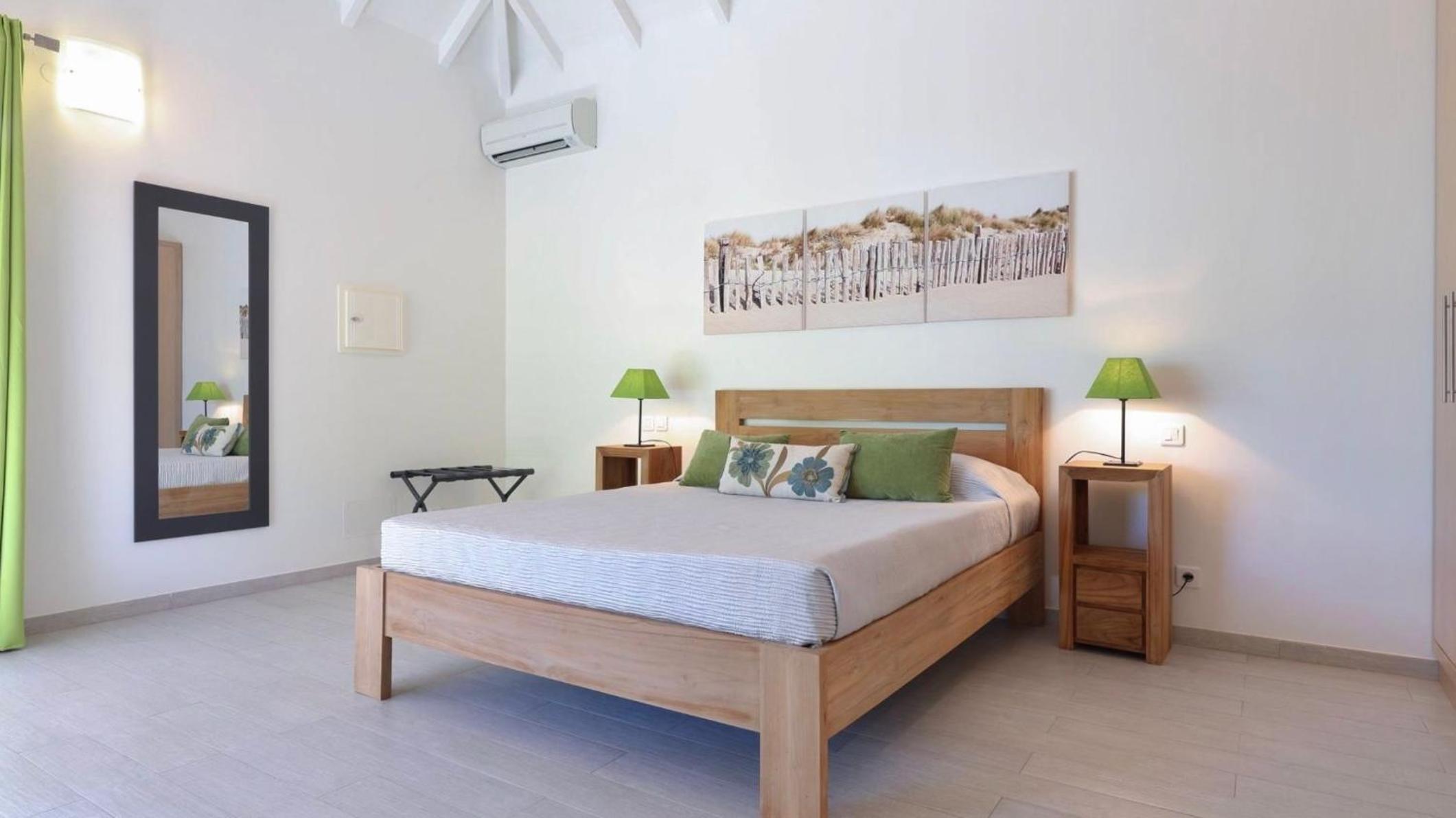 Charming Villa in a Quiet Residential Area