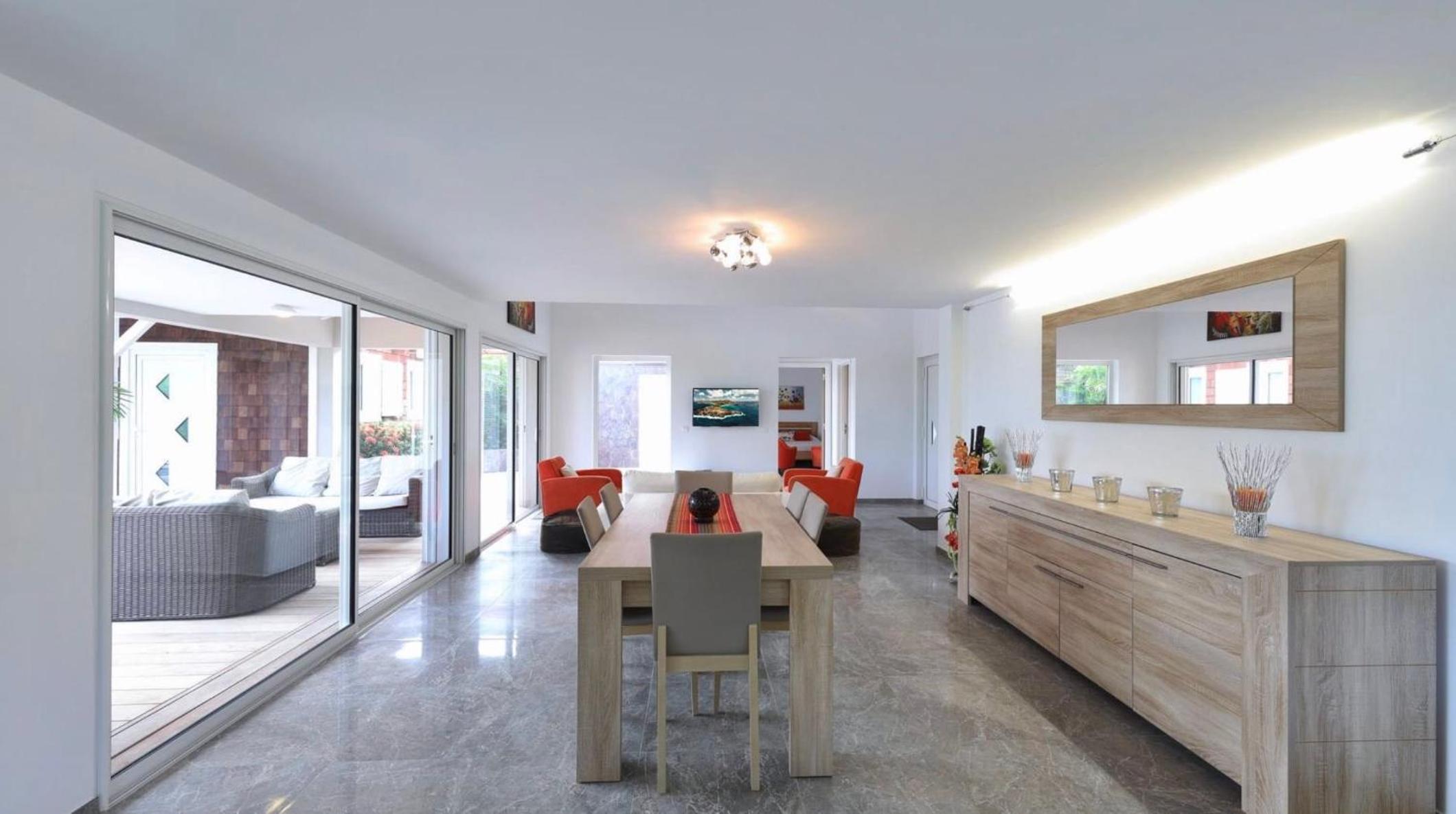 Charming Villa in a Quiet Residential Area