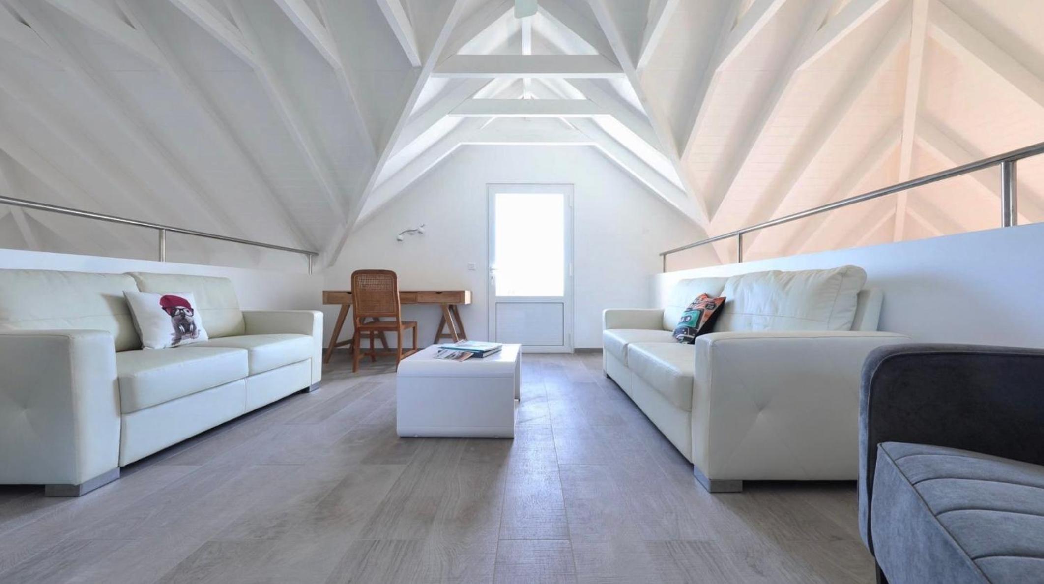 Charming Villa in a Quiet Residential Area