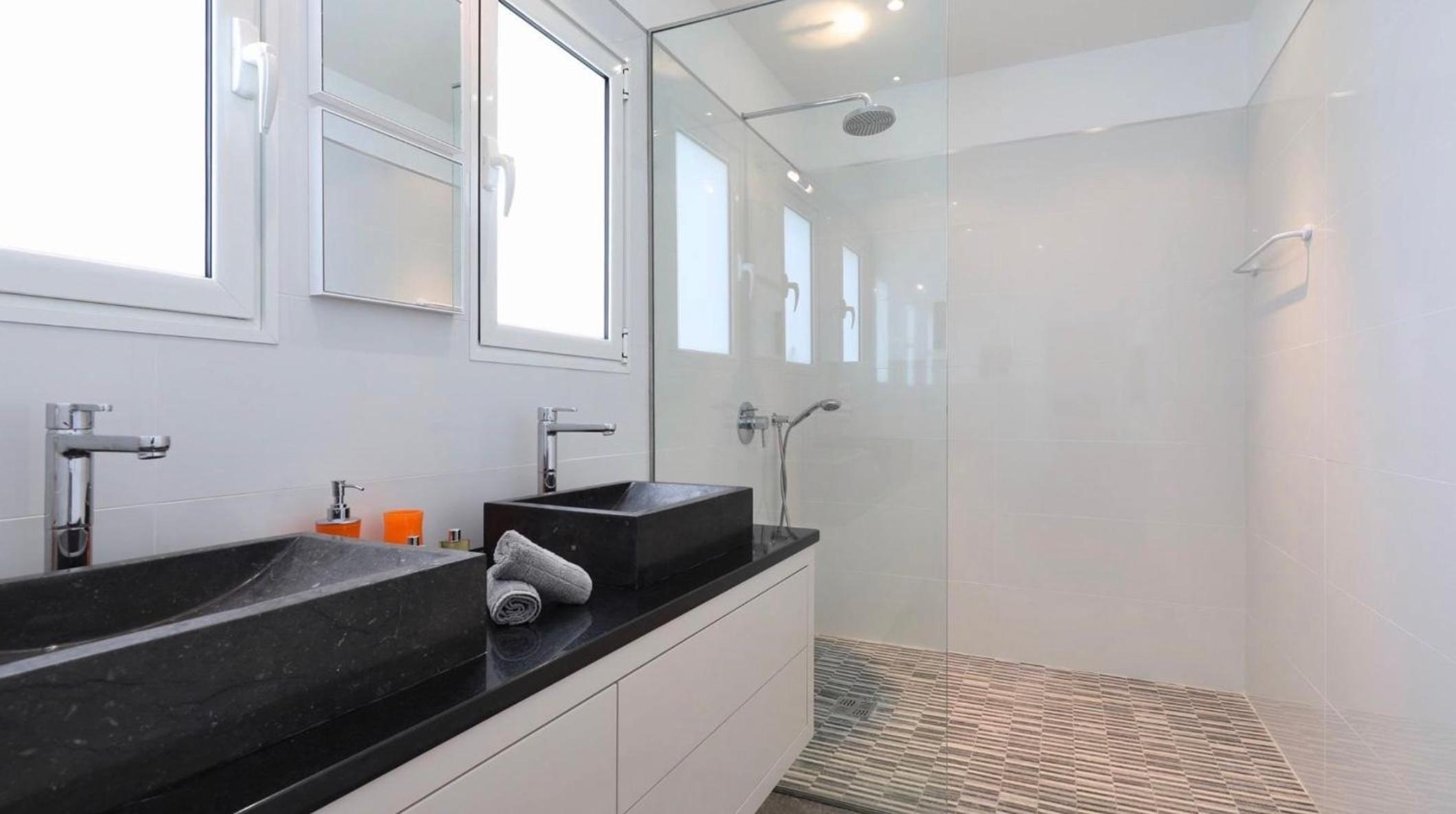Charming Villa in a Quiet Residential Area