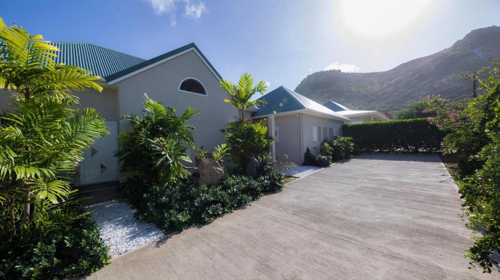 Charming Villa in a Quiet Residential Area