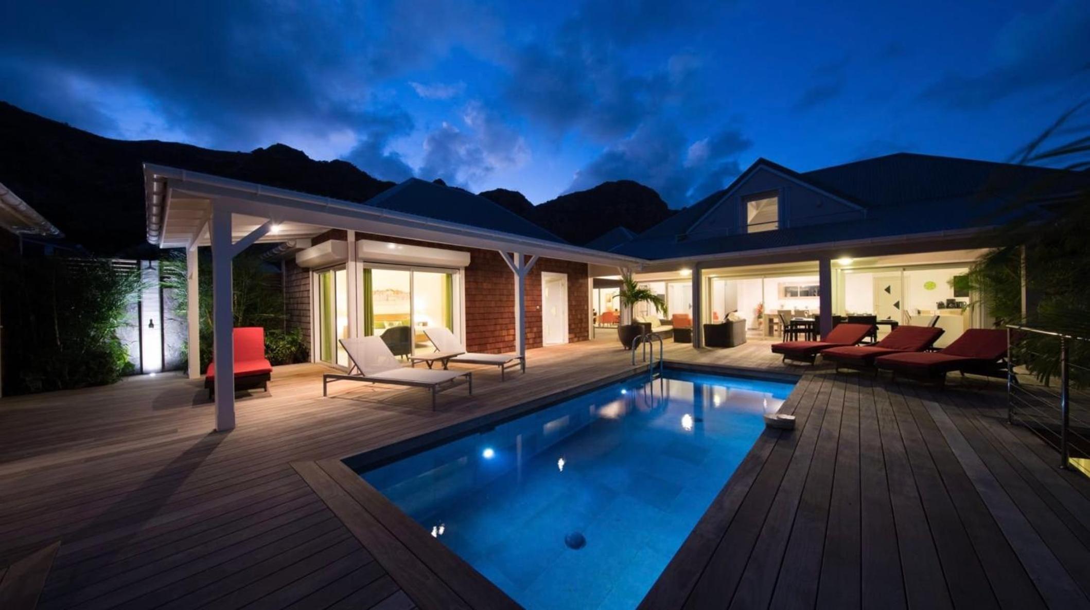 Charming Villa in a Quiet Residential Area