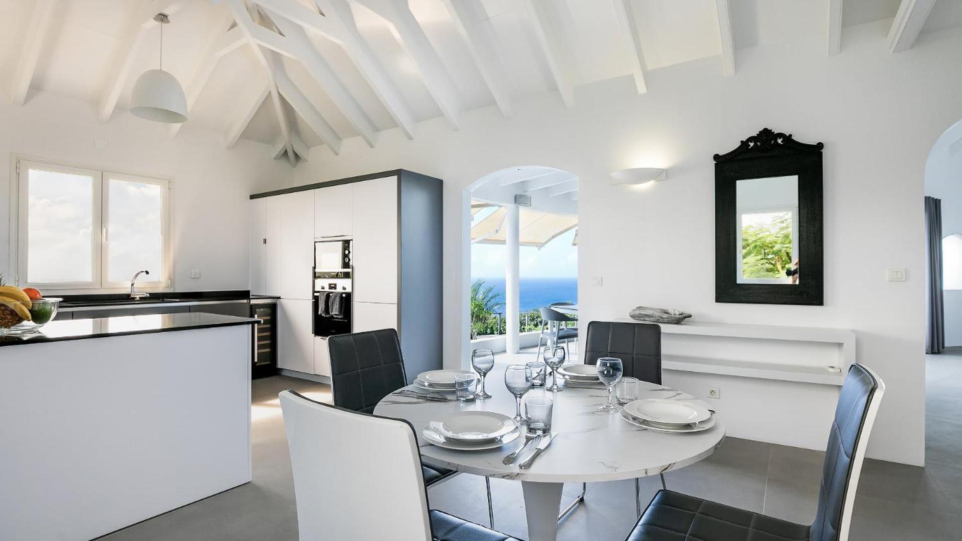 Traditional Style Villa with Modern Decors