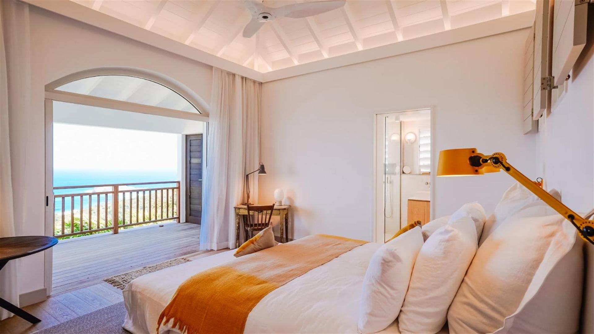 Villa with Classic Island-Inspired Architecture