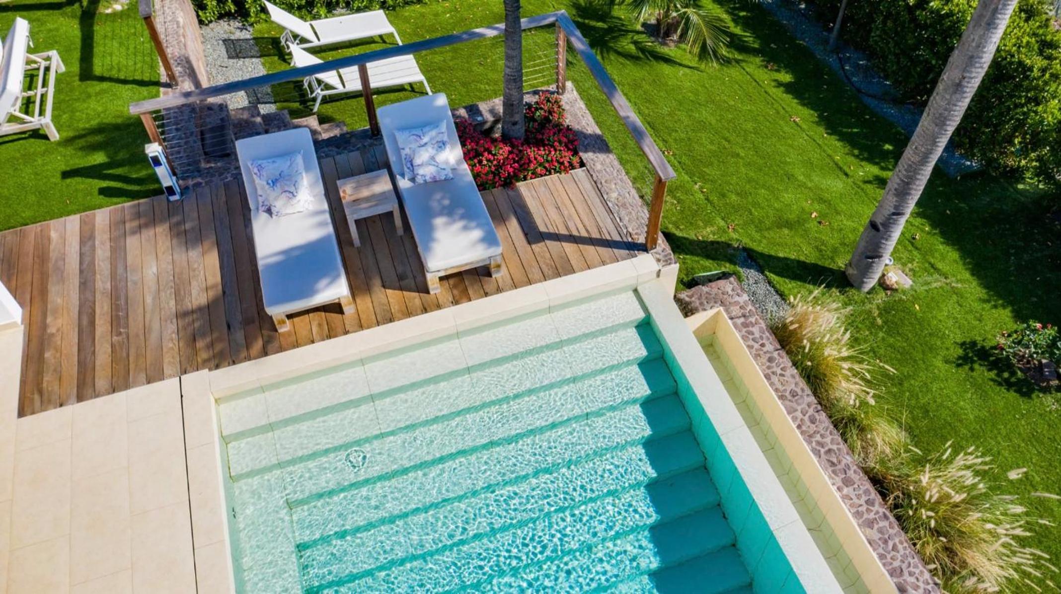 Open-Plan Villa with an Amazing View