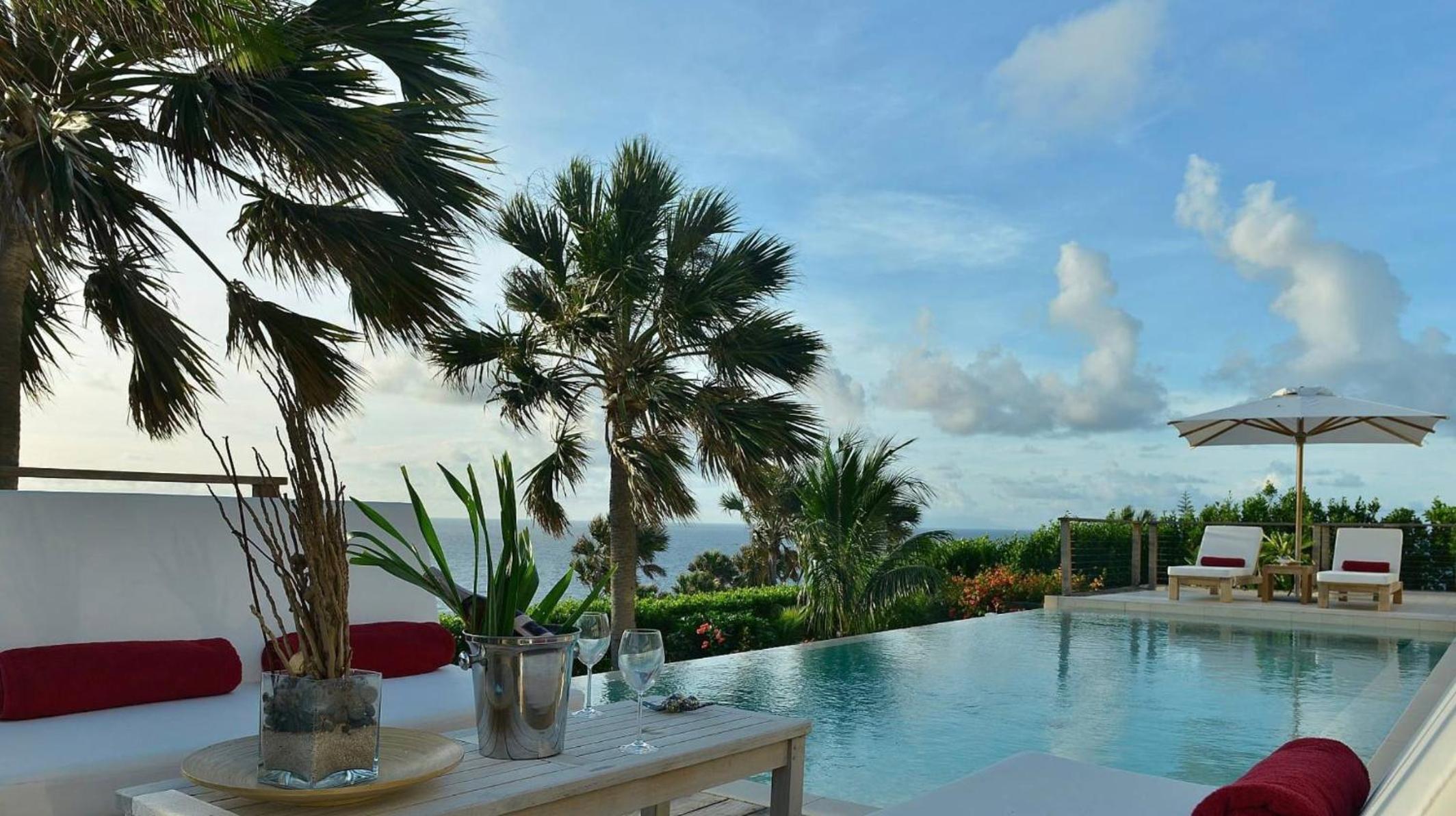 Open-Plan Villa with an Amazing View