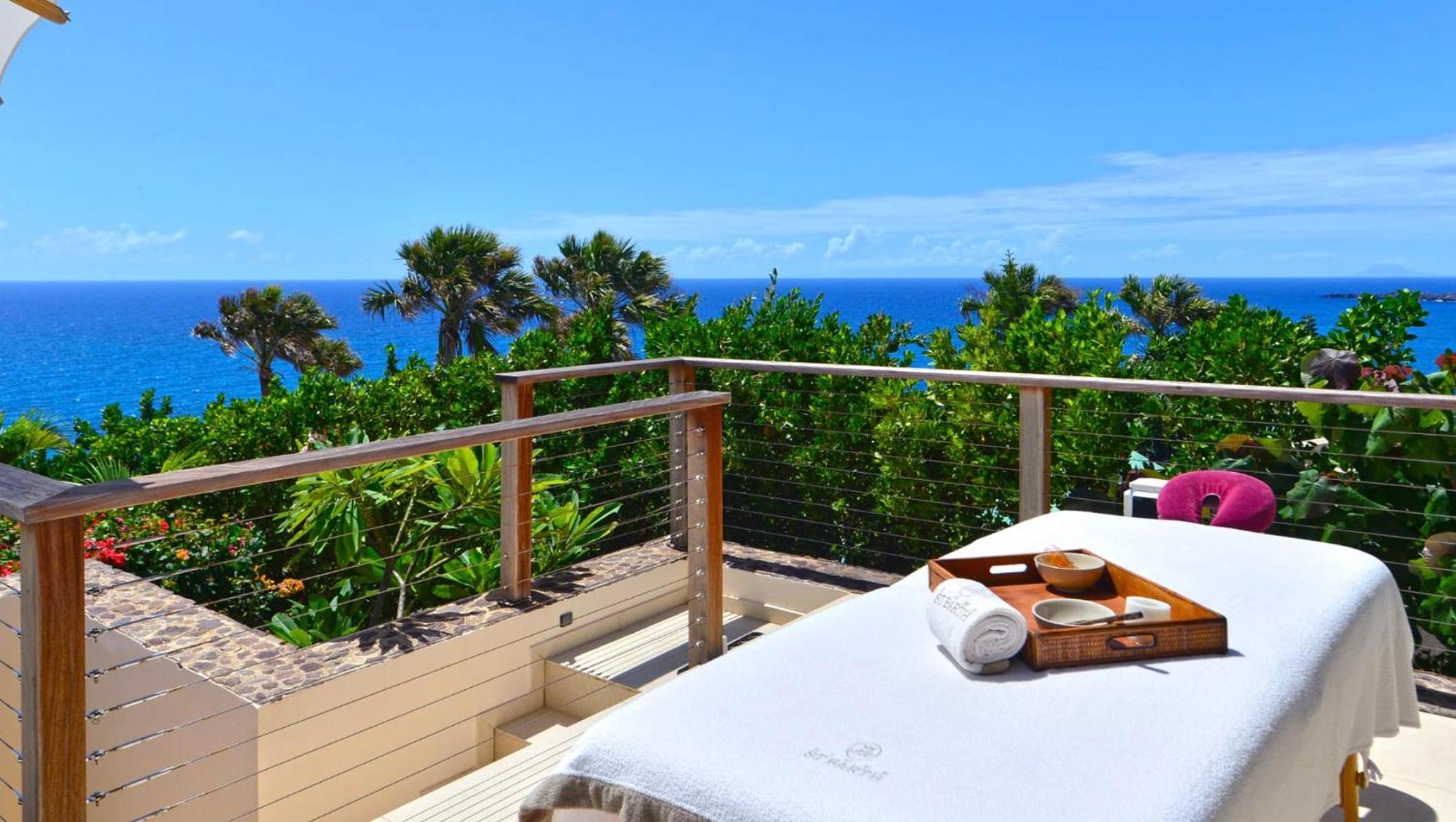 Open-Plan Villa with an Amazing View