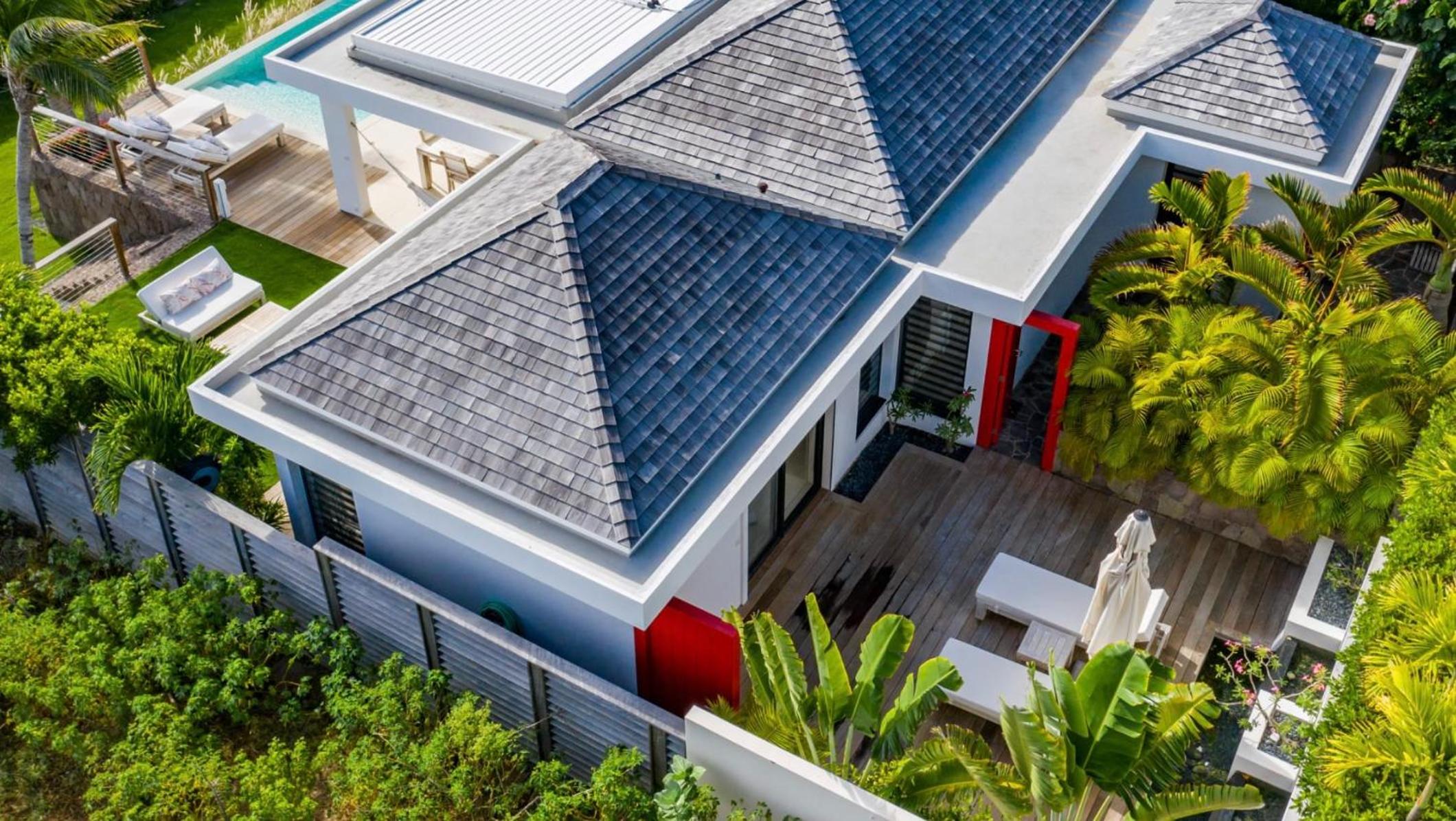 Open-Plan Villa with an Amazing View