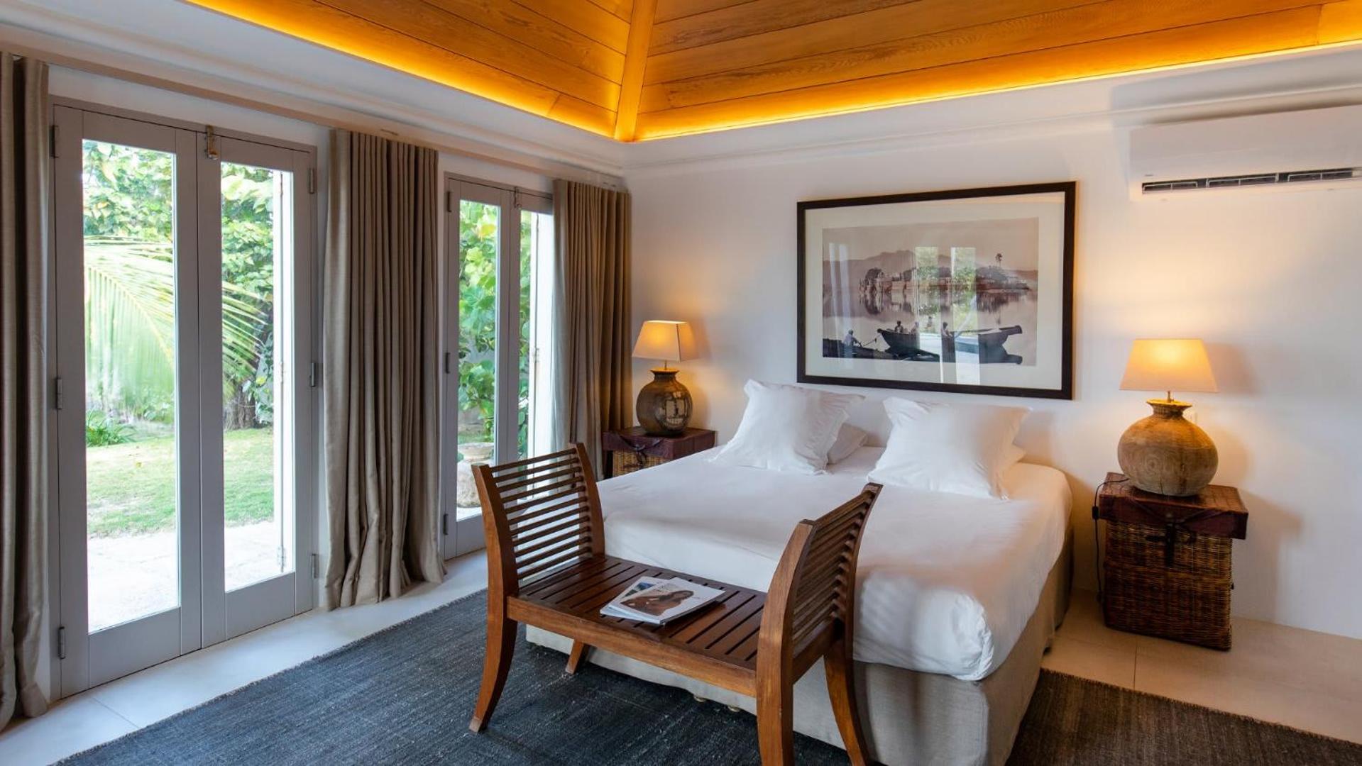 Magnificent Villa Located on the Famous Beach