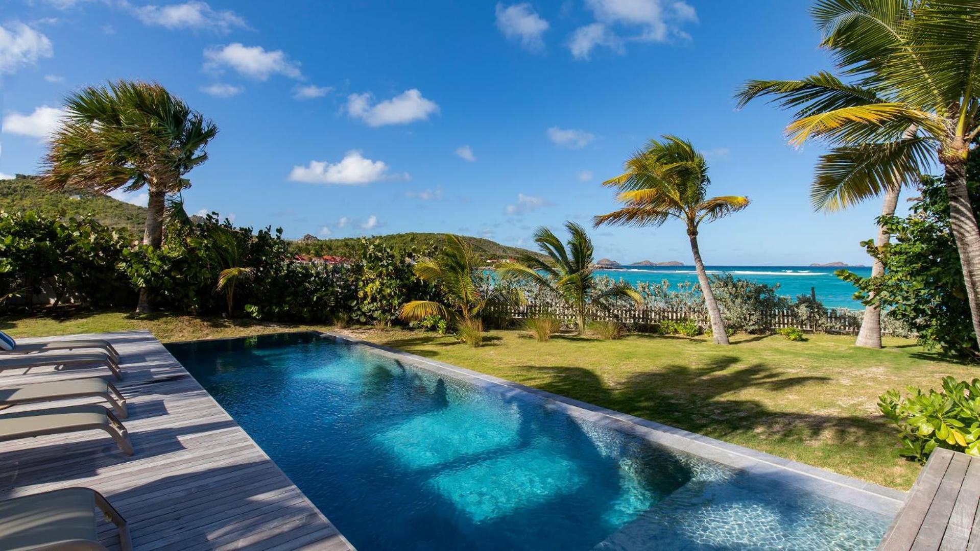 Magnificent Villa Located on the Famous Beach
