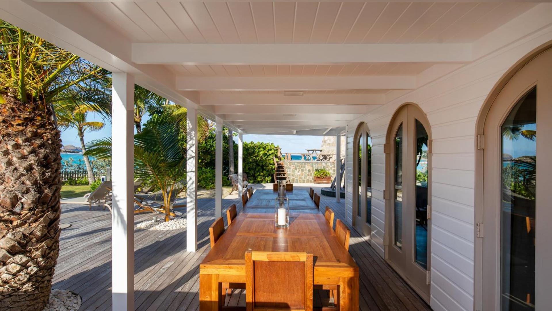 Magnificent Villa Located on the Famous Beach