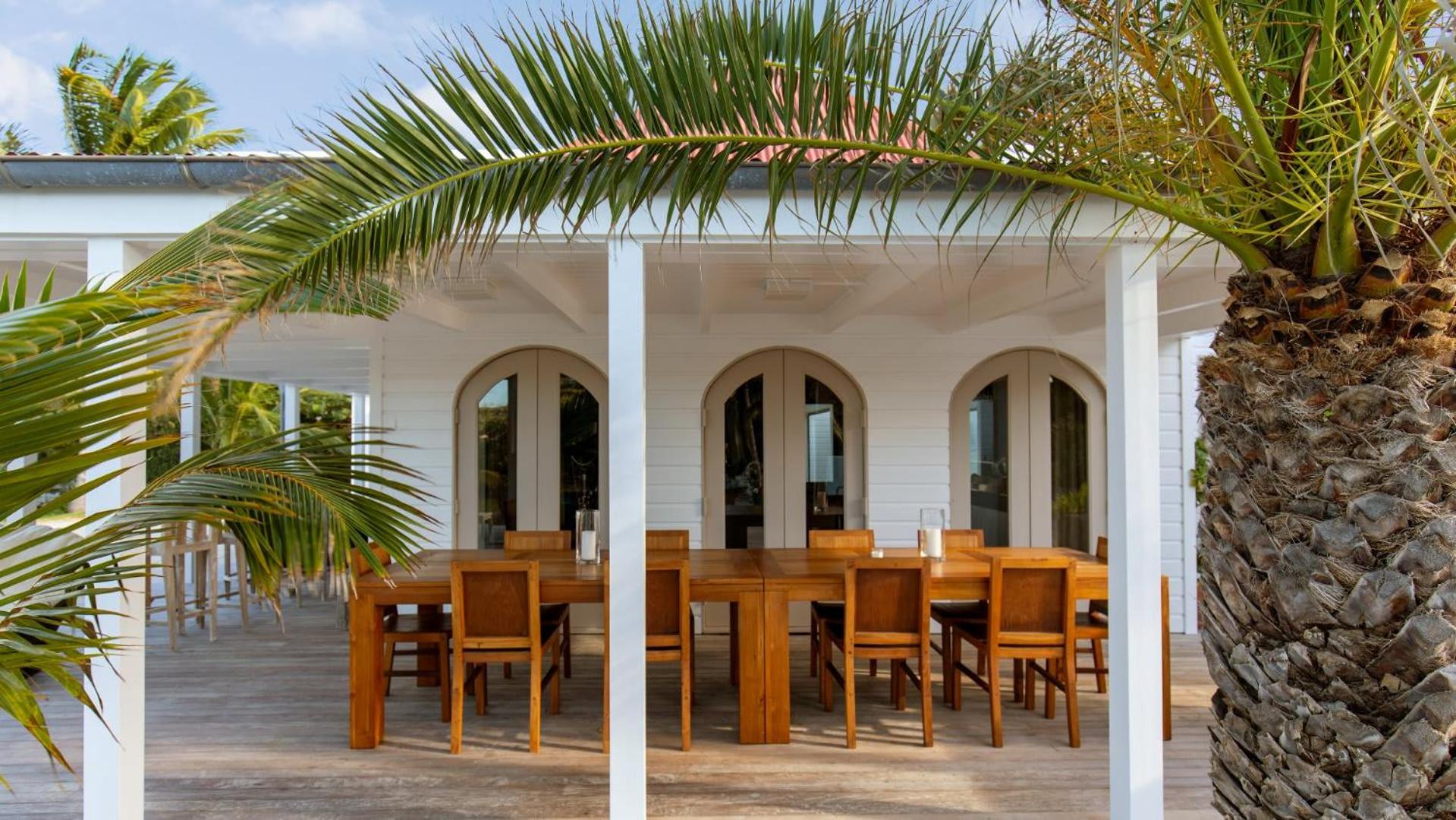 Magnificent Villa Located on the Famous Beach