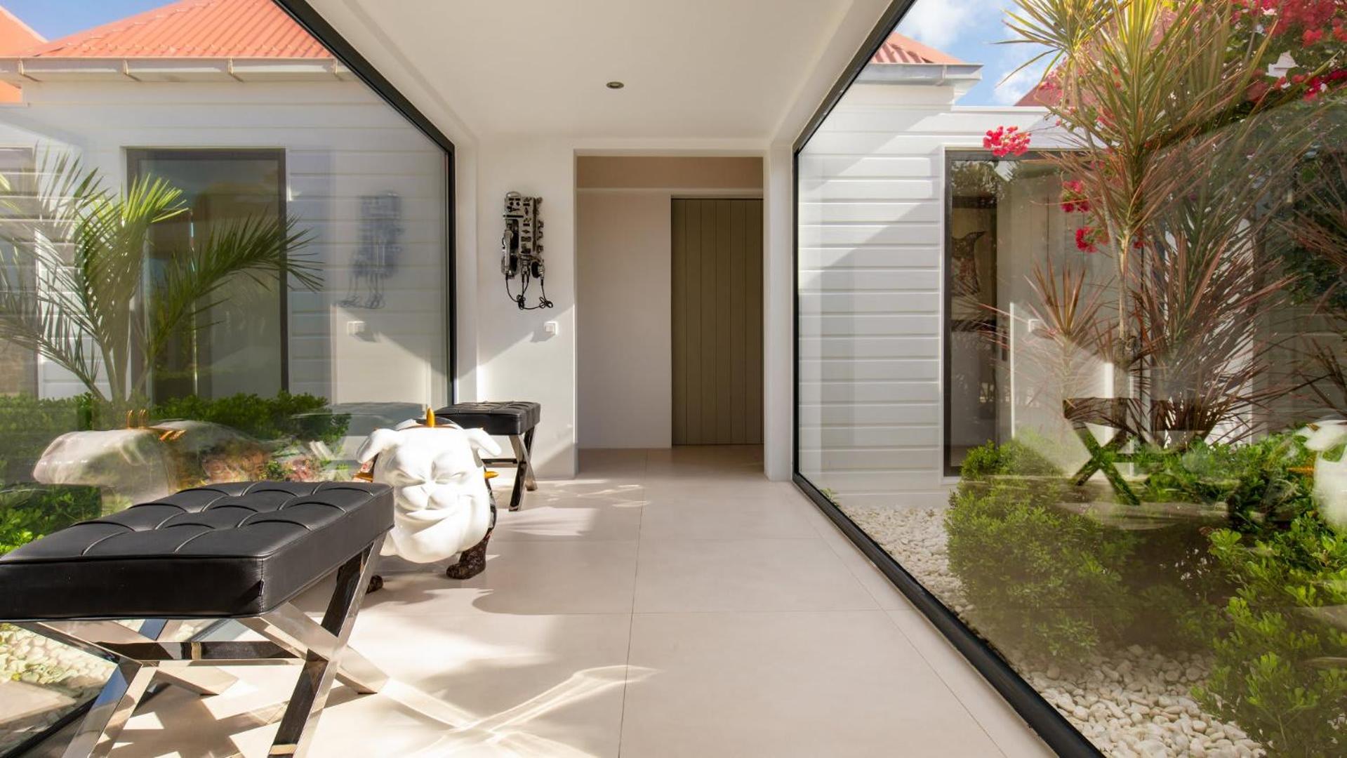 Magnificent Villa Located on the Famous Beach