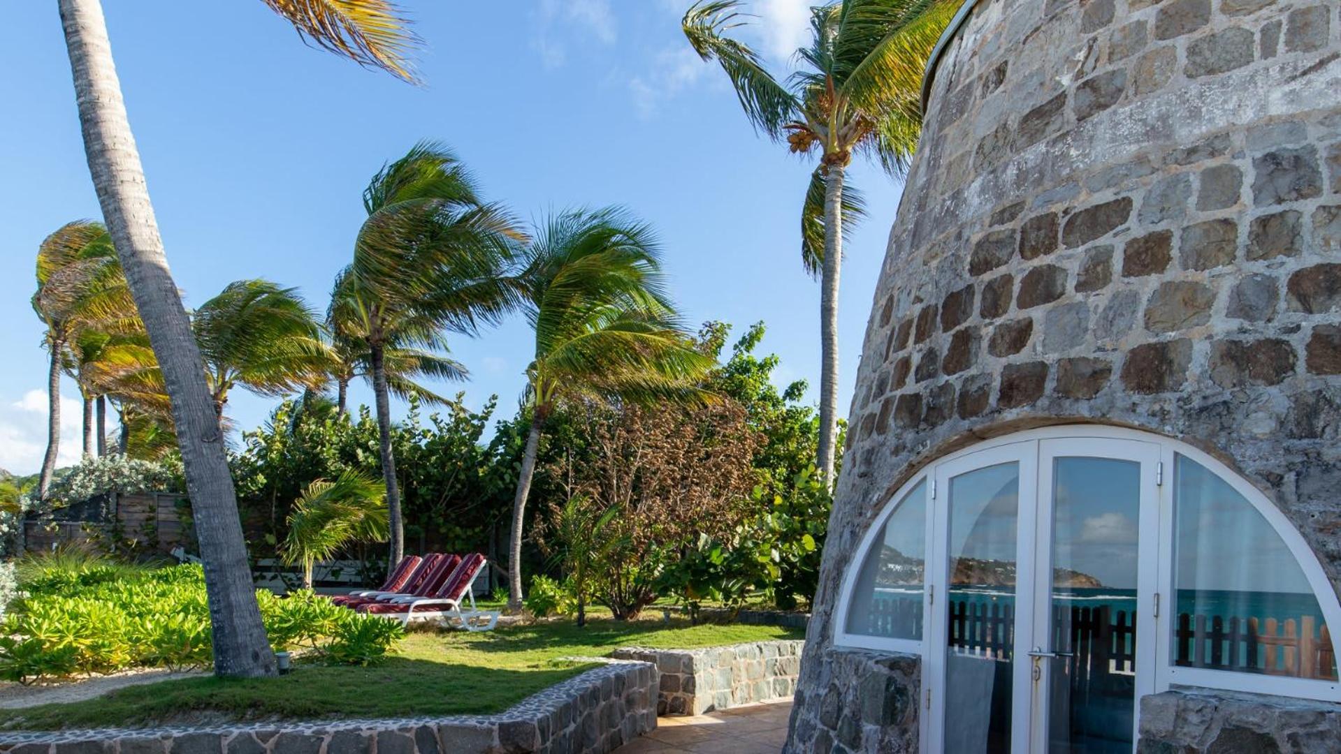 Magnificent Villa Located on the Famous Beach