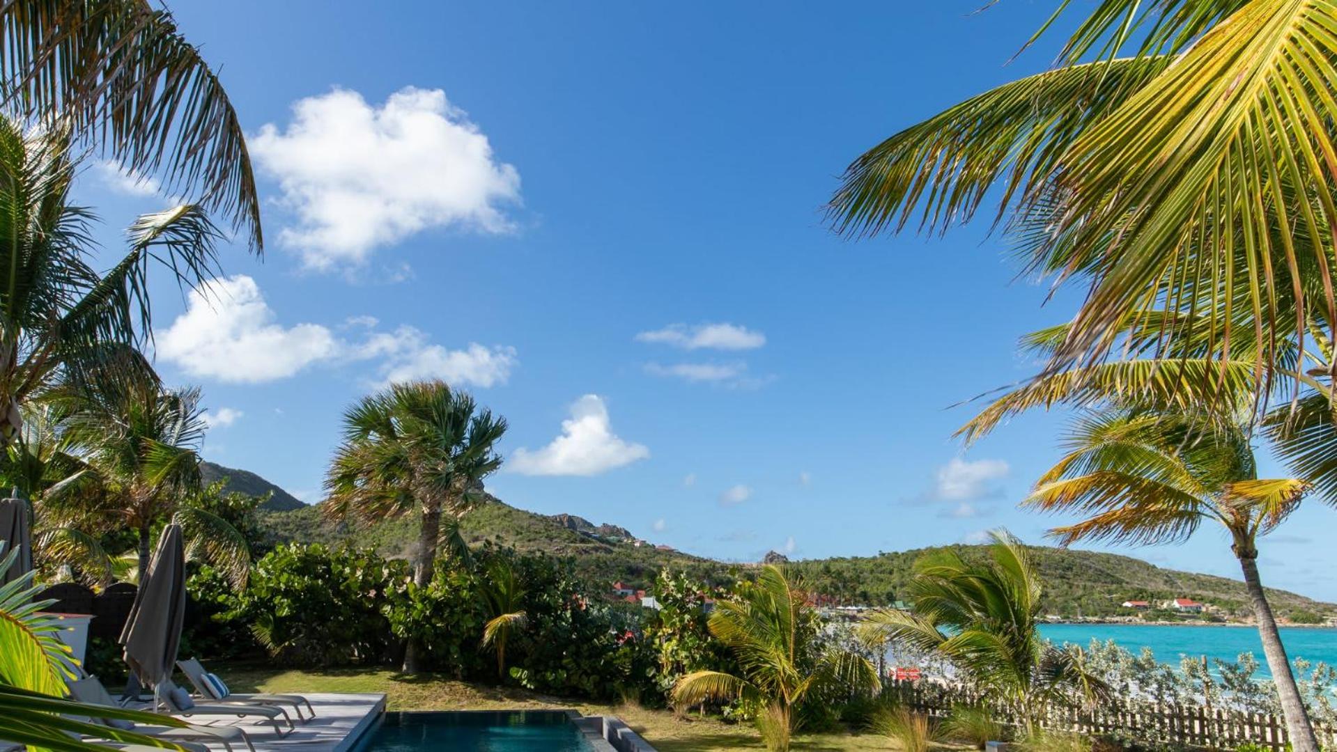 Magnificent Villa Located on the Famous Beach