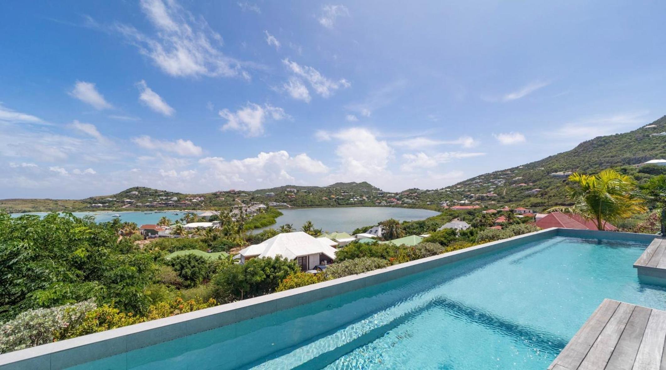 Charming villa with Outstanding View