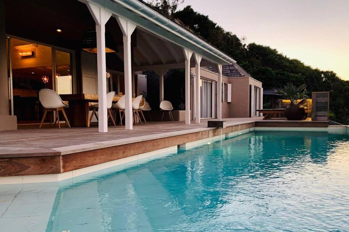 Hillside Villa with Spectacular Sea Views