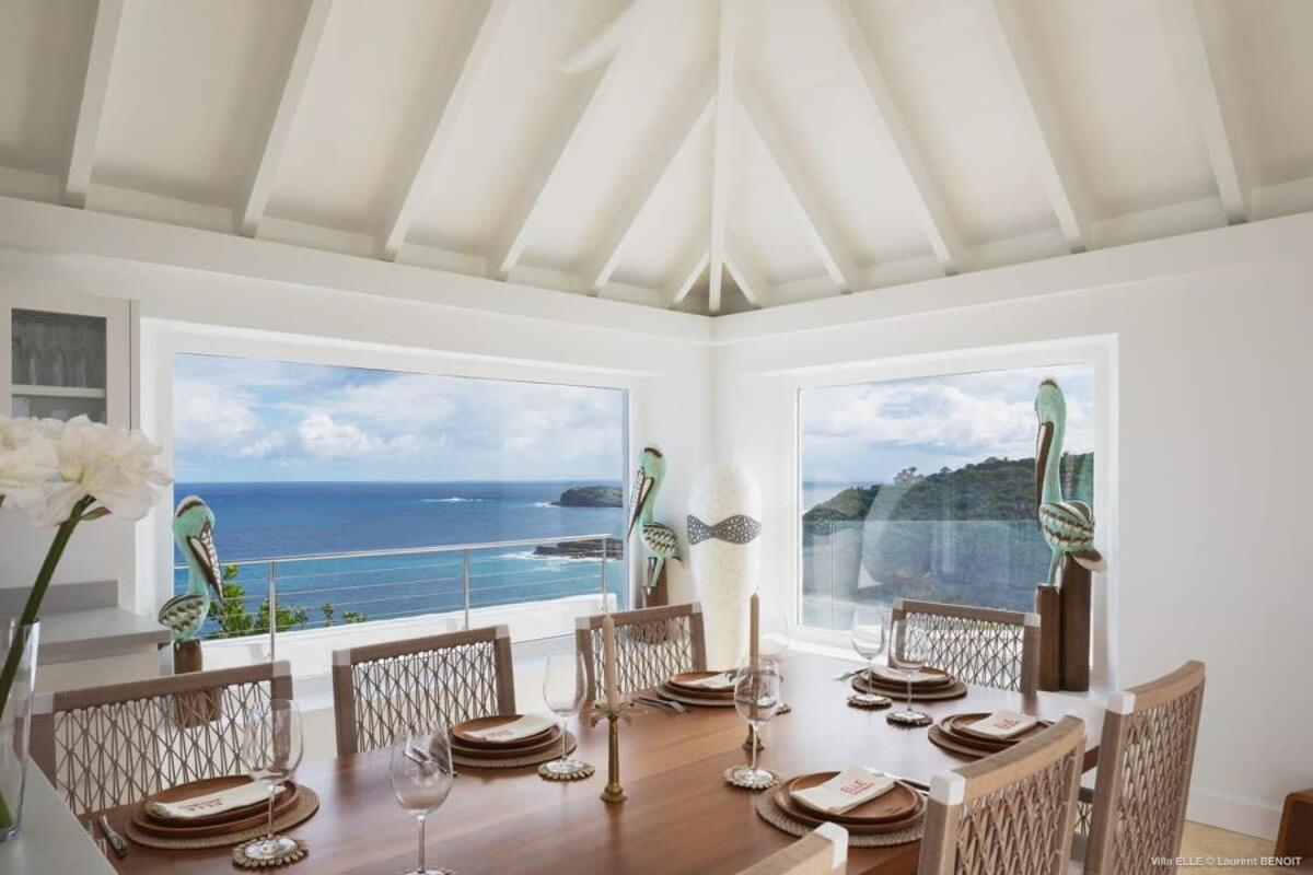 Charming Vibrant Villa with Breathtaking Views