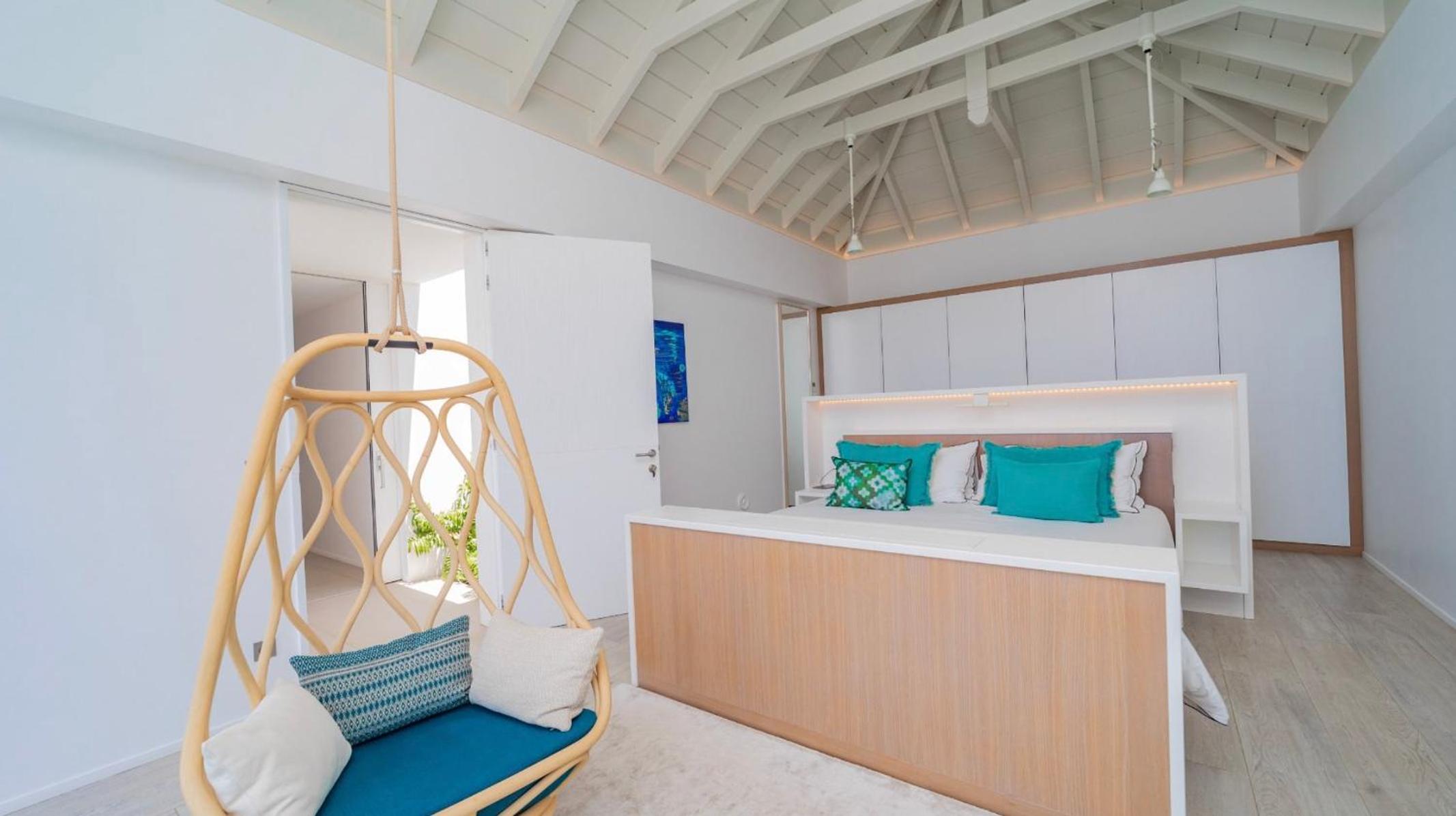 Ideal Villa with Architectural Gem