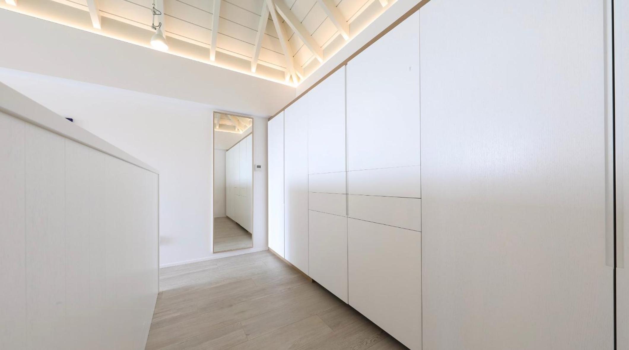 Ideal Villa with Architectural Gem