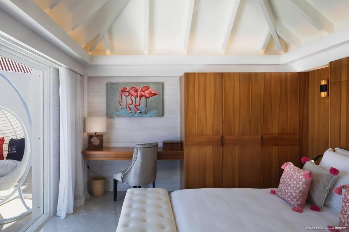 Charming Vibrant Villa with Breathtaking Views