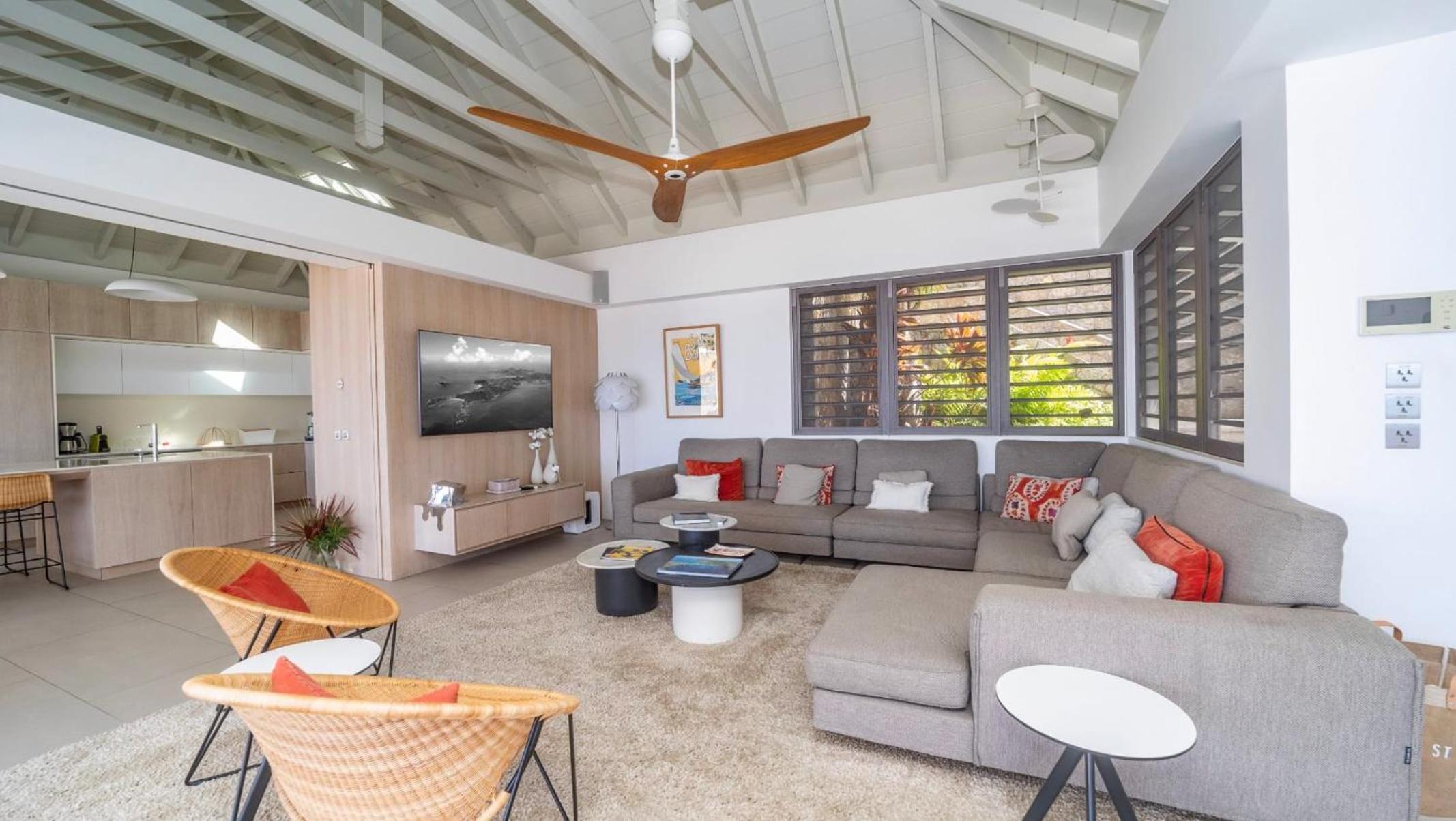 Ideal Villa with Architectural Gem