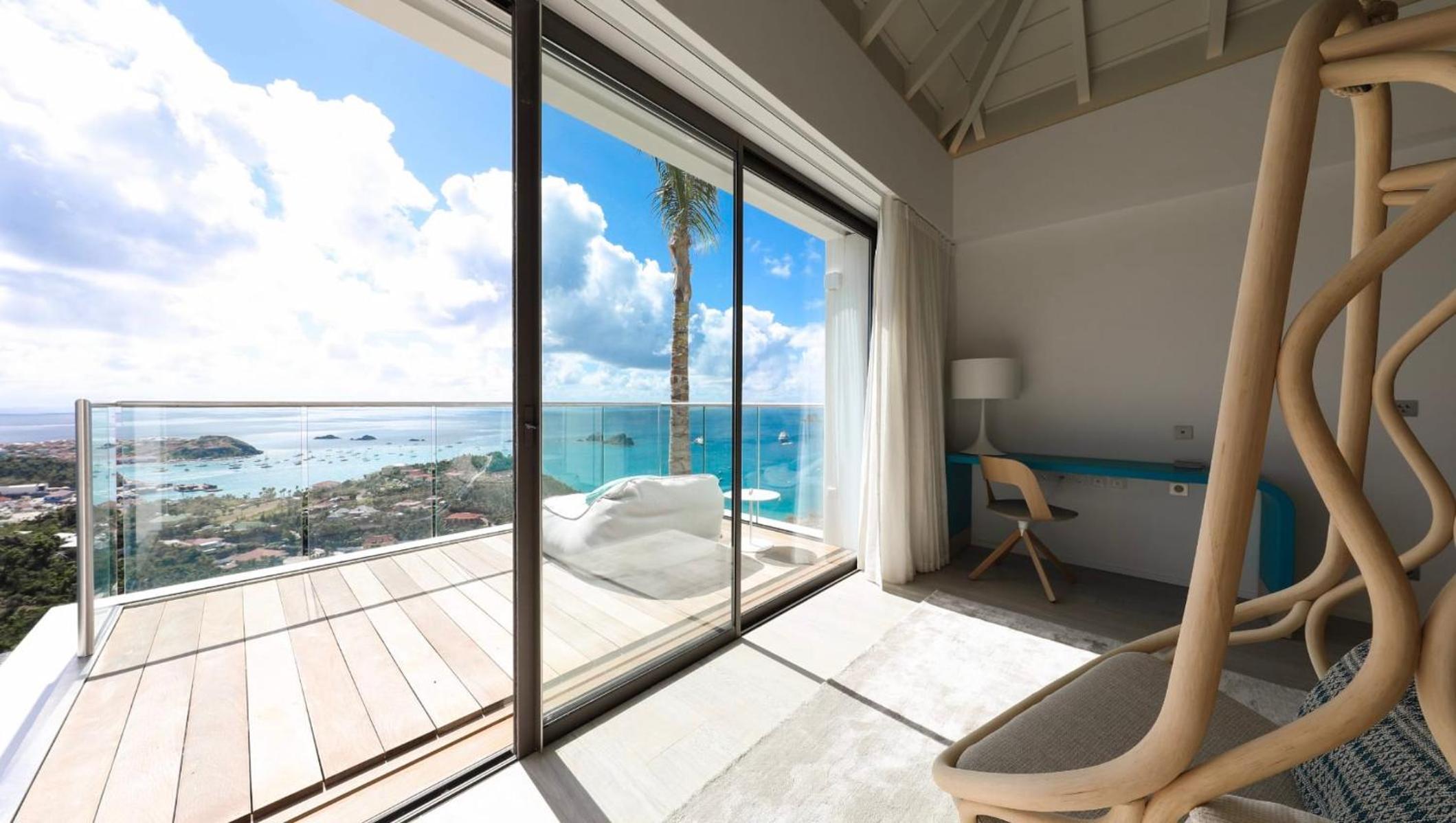 Ideal Villa with Architectural Gem