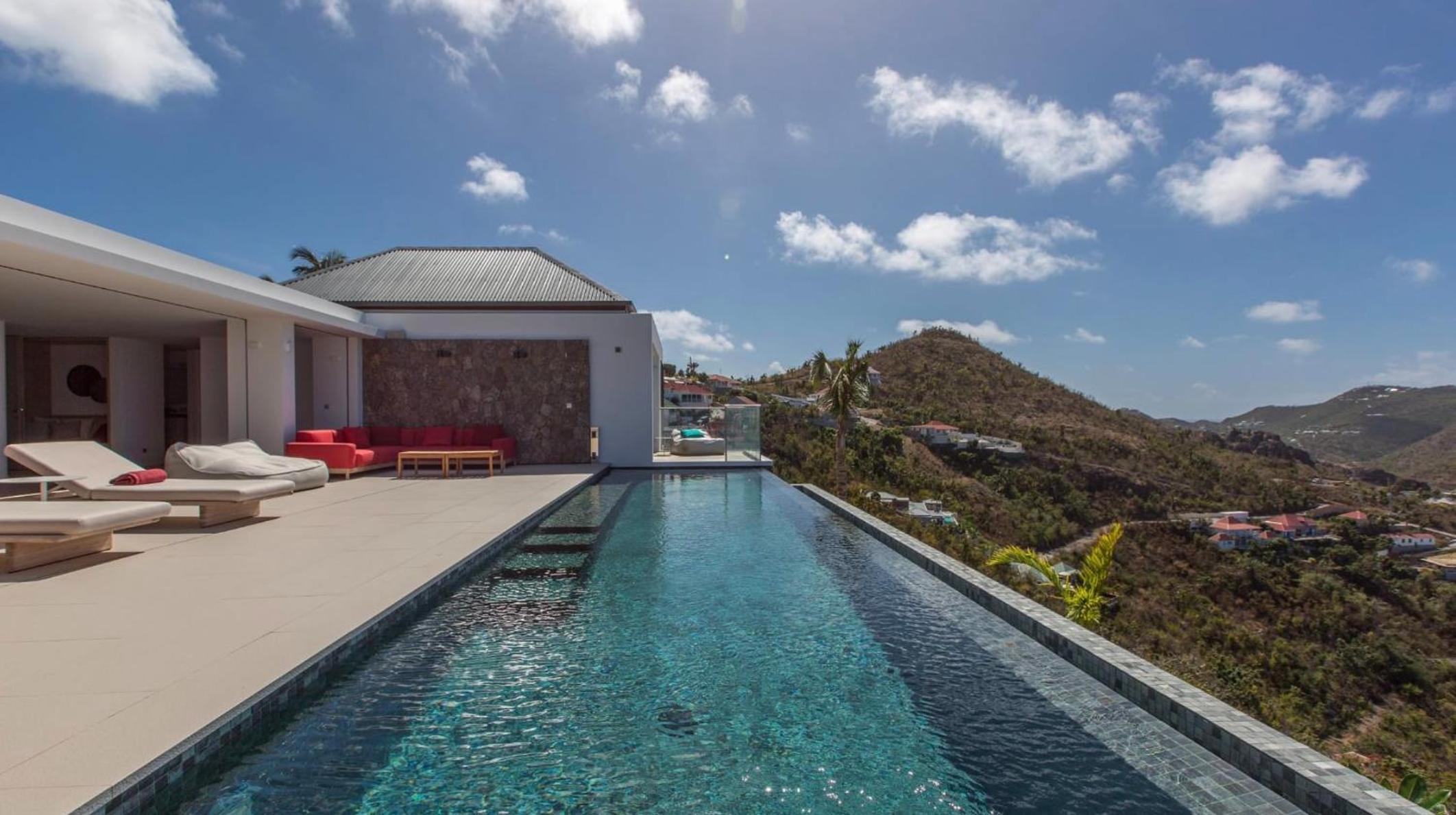 Ideal Villa with Architectural Gem