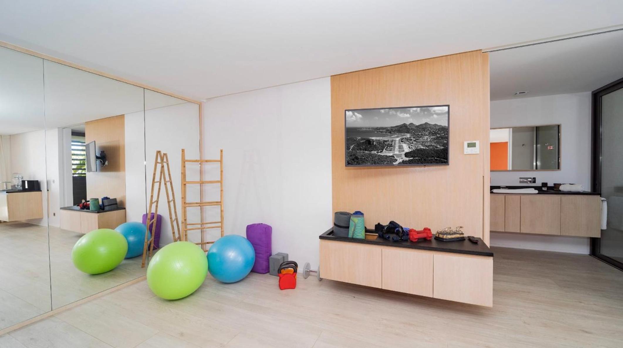 Ideal Villa with Architectural Gem