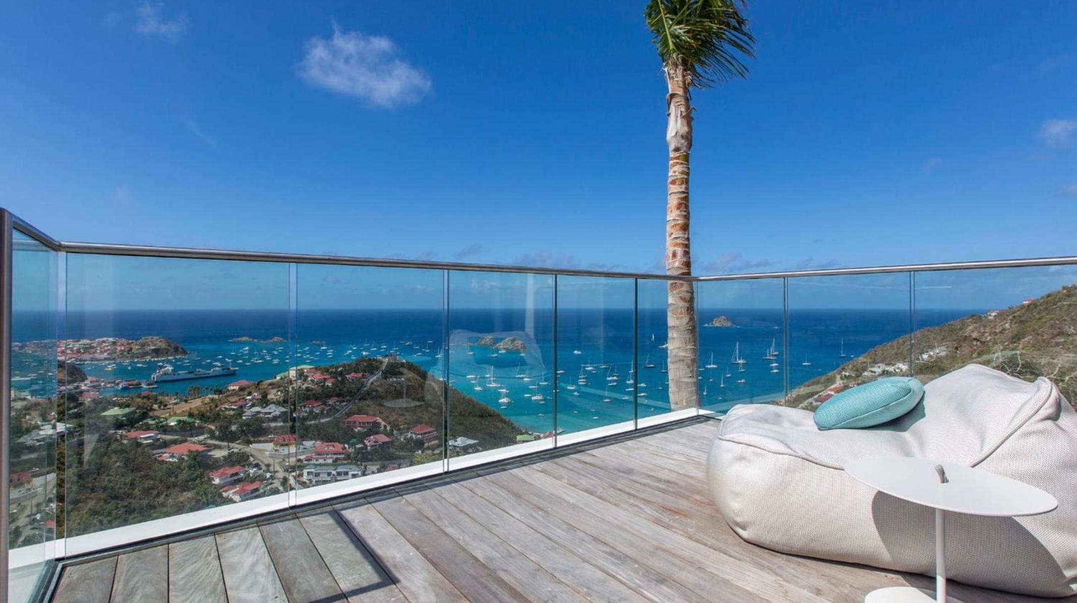 Ideal Villa with Architectural Gem