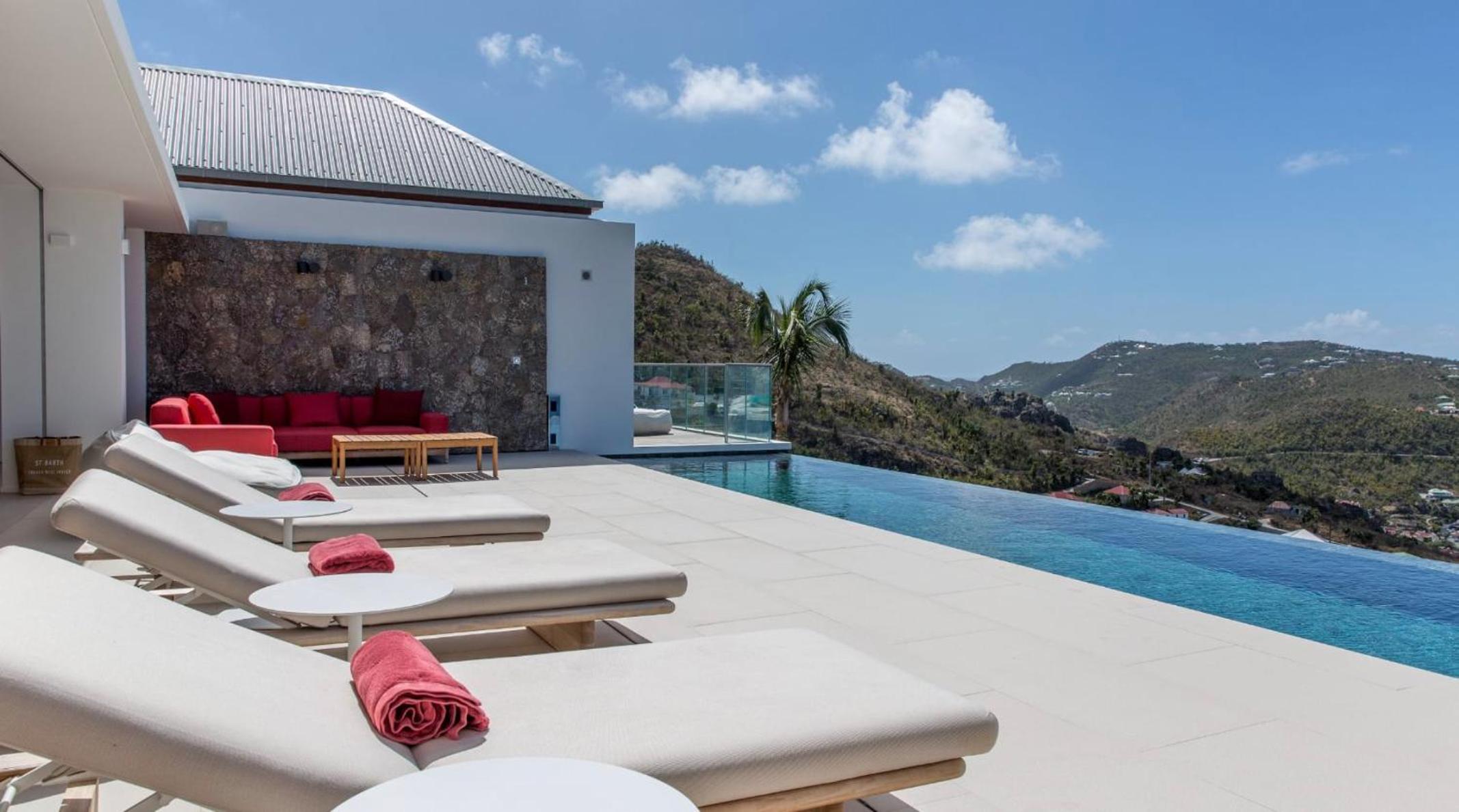 Ideal Villa with Architectural Gem
