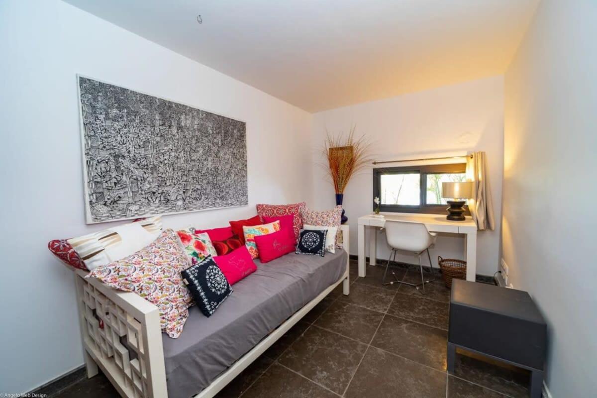 Magnificent 2Br Villa with Panoramic Views