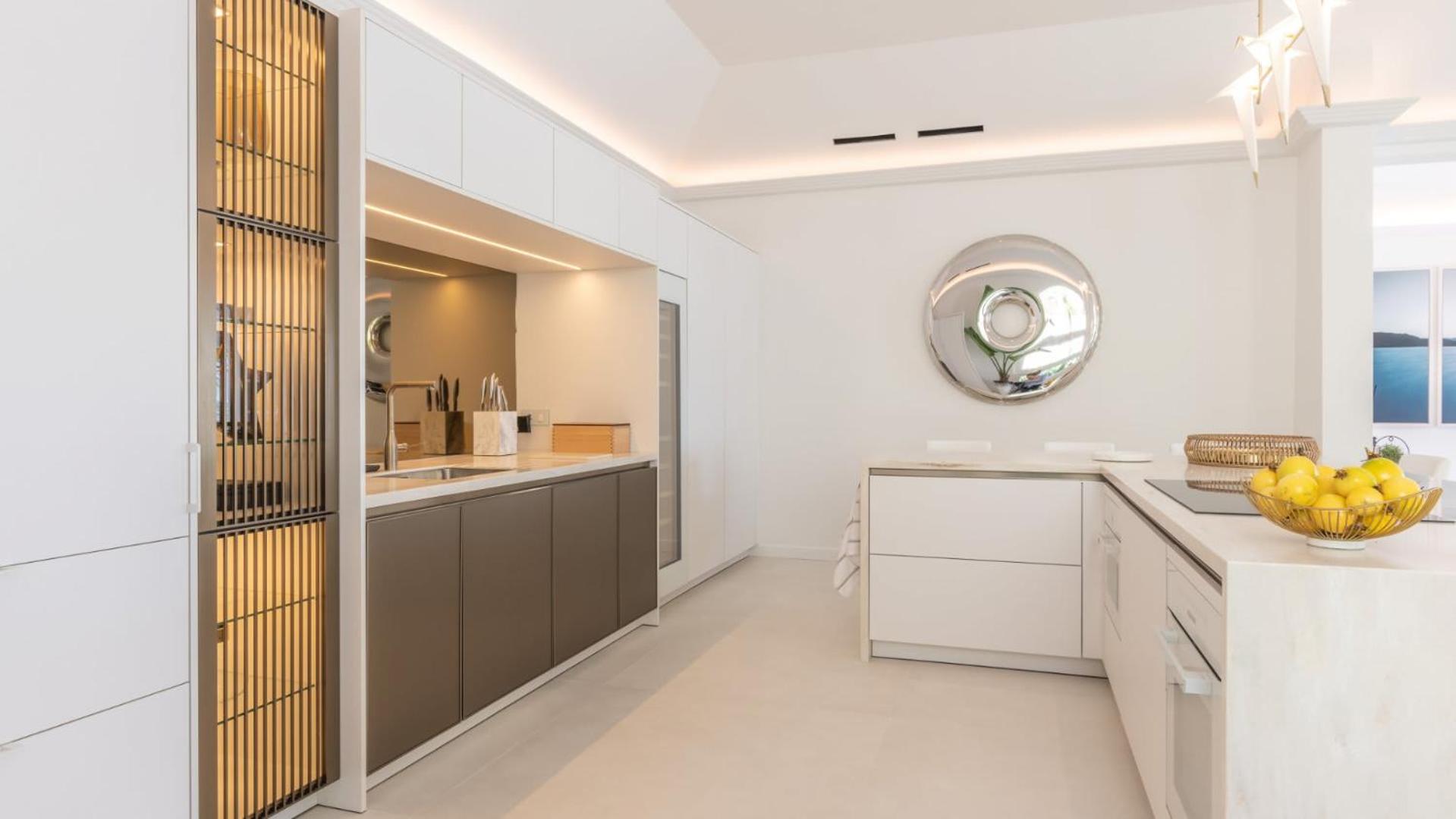 Calm Villa with Refined Decors