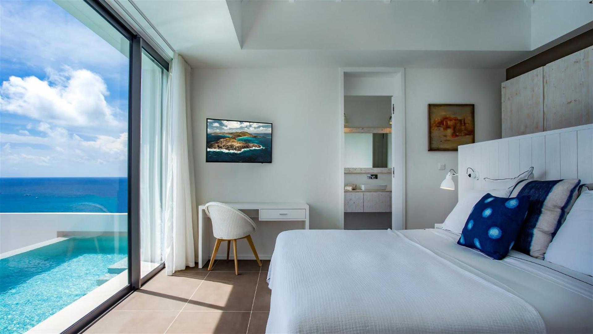 Spacious Villa with Utmost Calm and Beauty