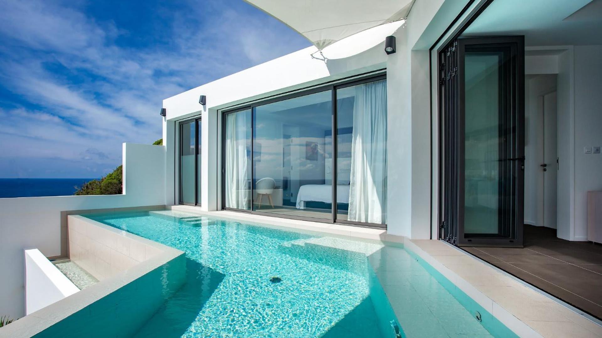 Spacious Villa with Utmost Calm and Beauty